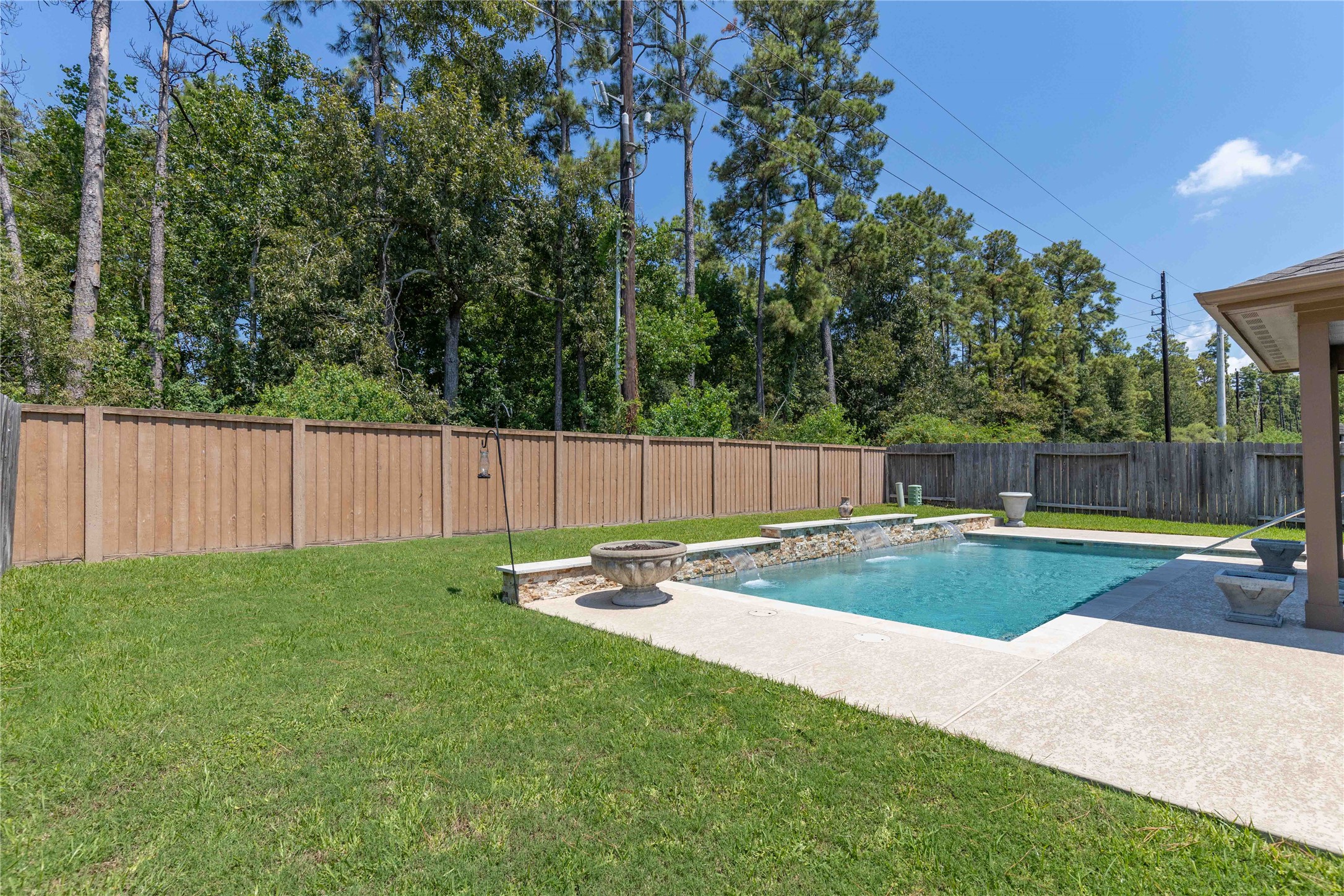 8435 Erasmus Landing Court Property Photo 7