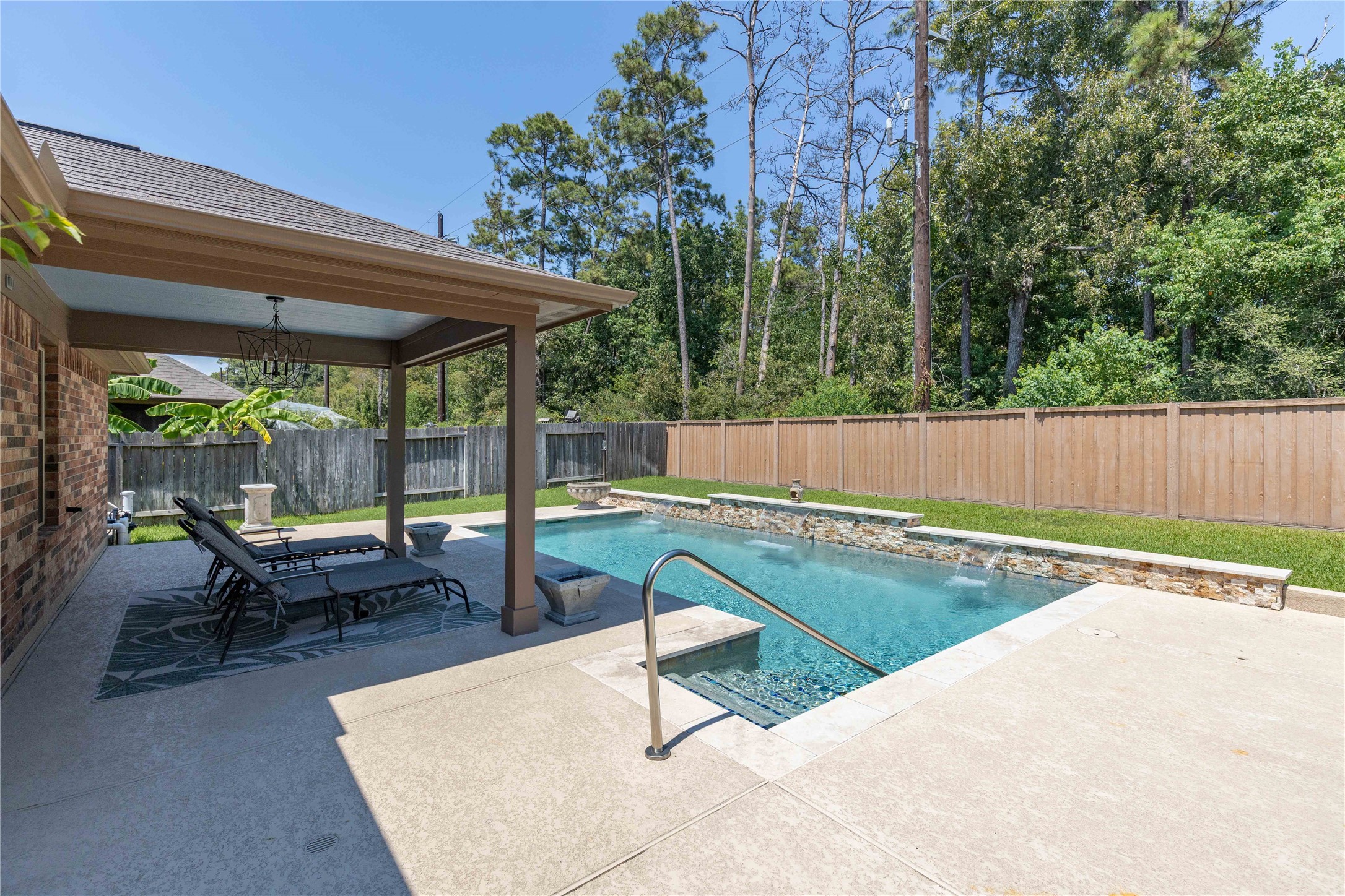 8435 Erasmus Landing Court Property Photo 10