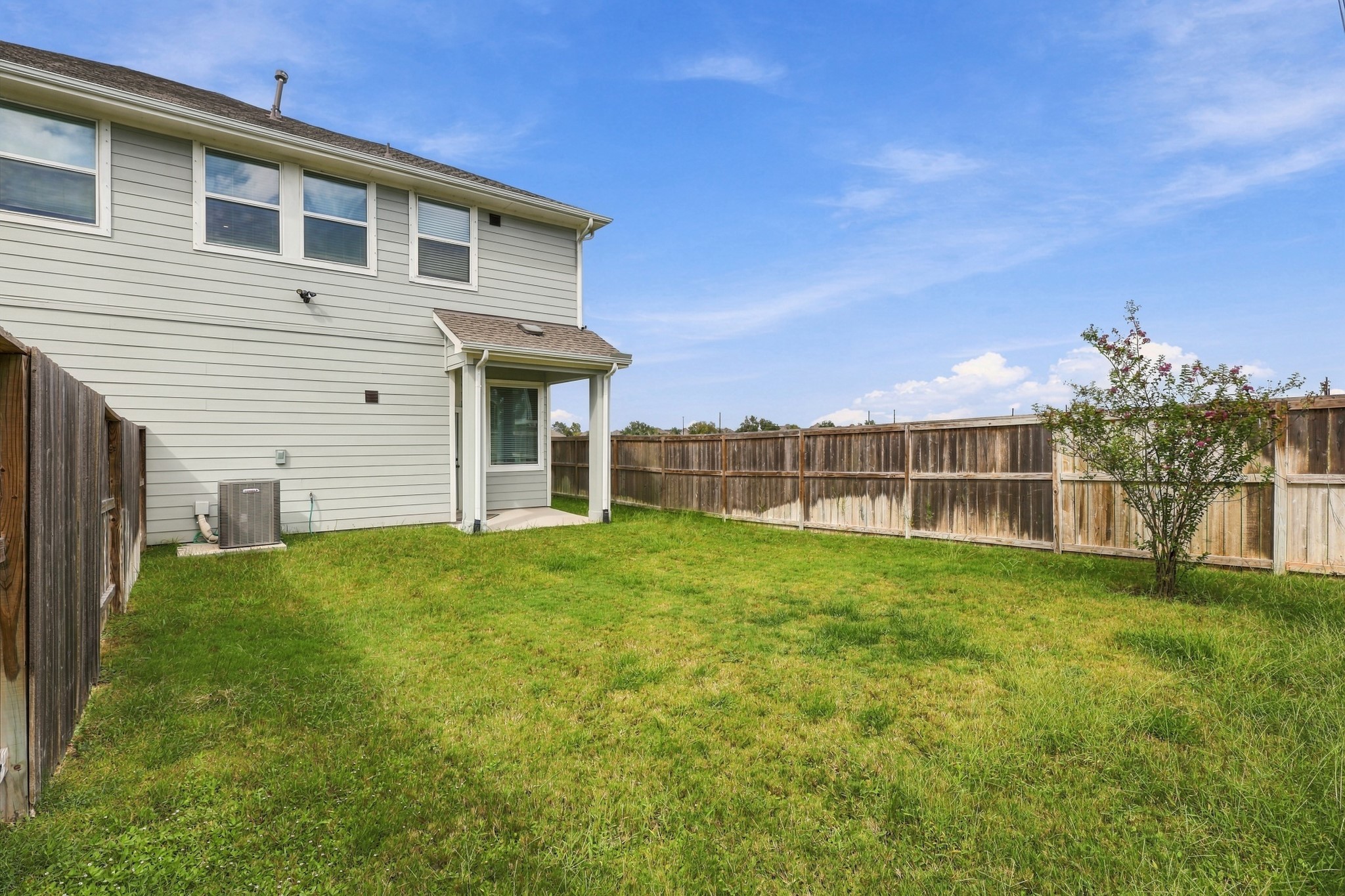 5262 Capricorn Way Property Photo 25