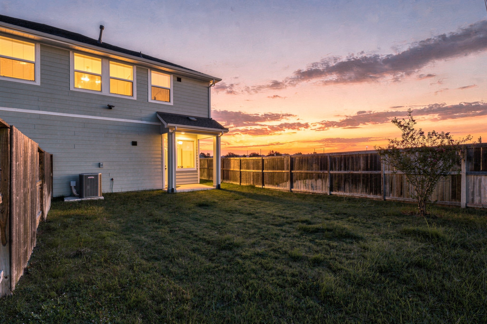 5262 Capricorn Way Property Photo 26