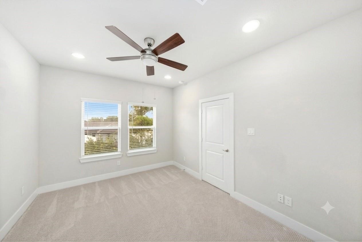 420 W 28th Street D Property Photo 25