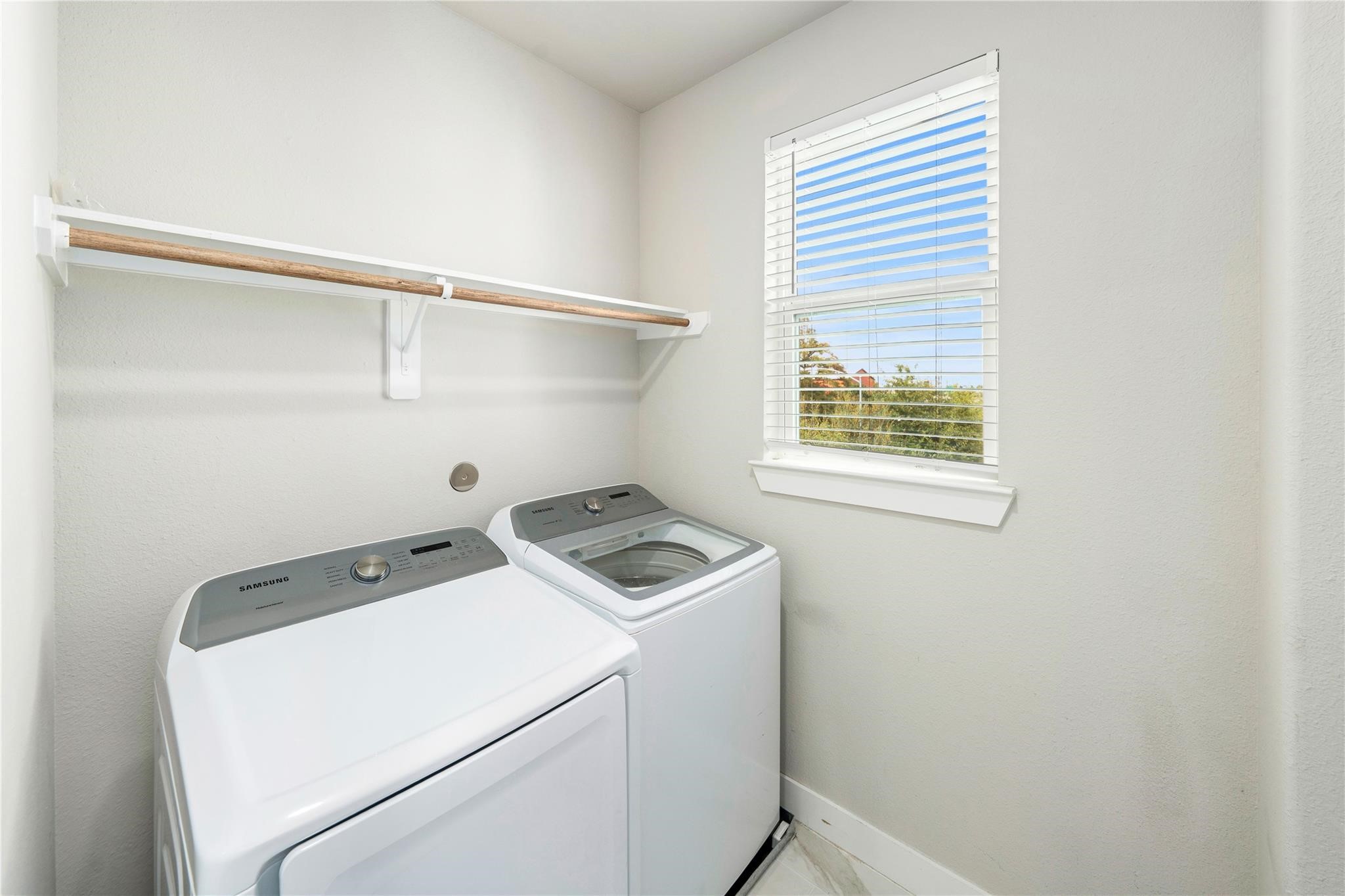 420 W 28th Street D Property Photo 32