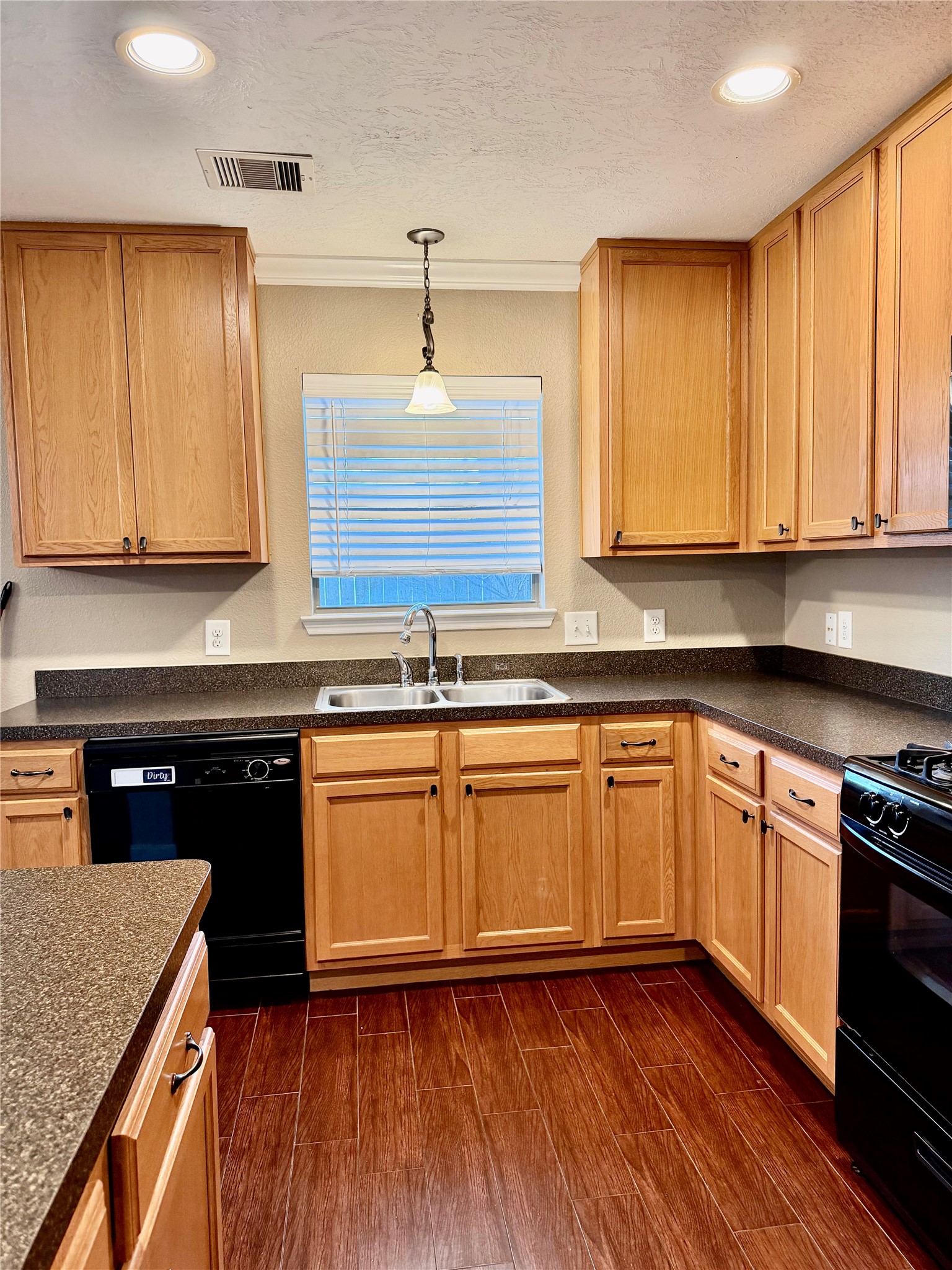 16010 Limestone Lake Drive Property Photo 7