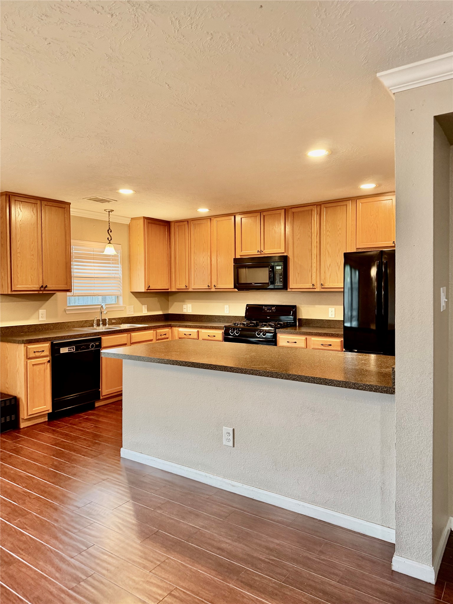16010 Limestone Lake Drive Property Photo 8