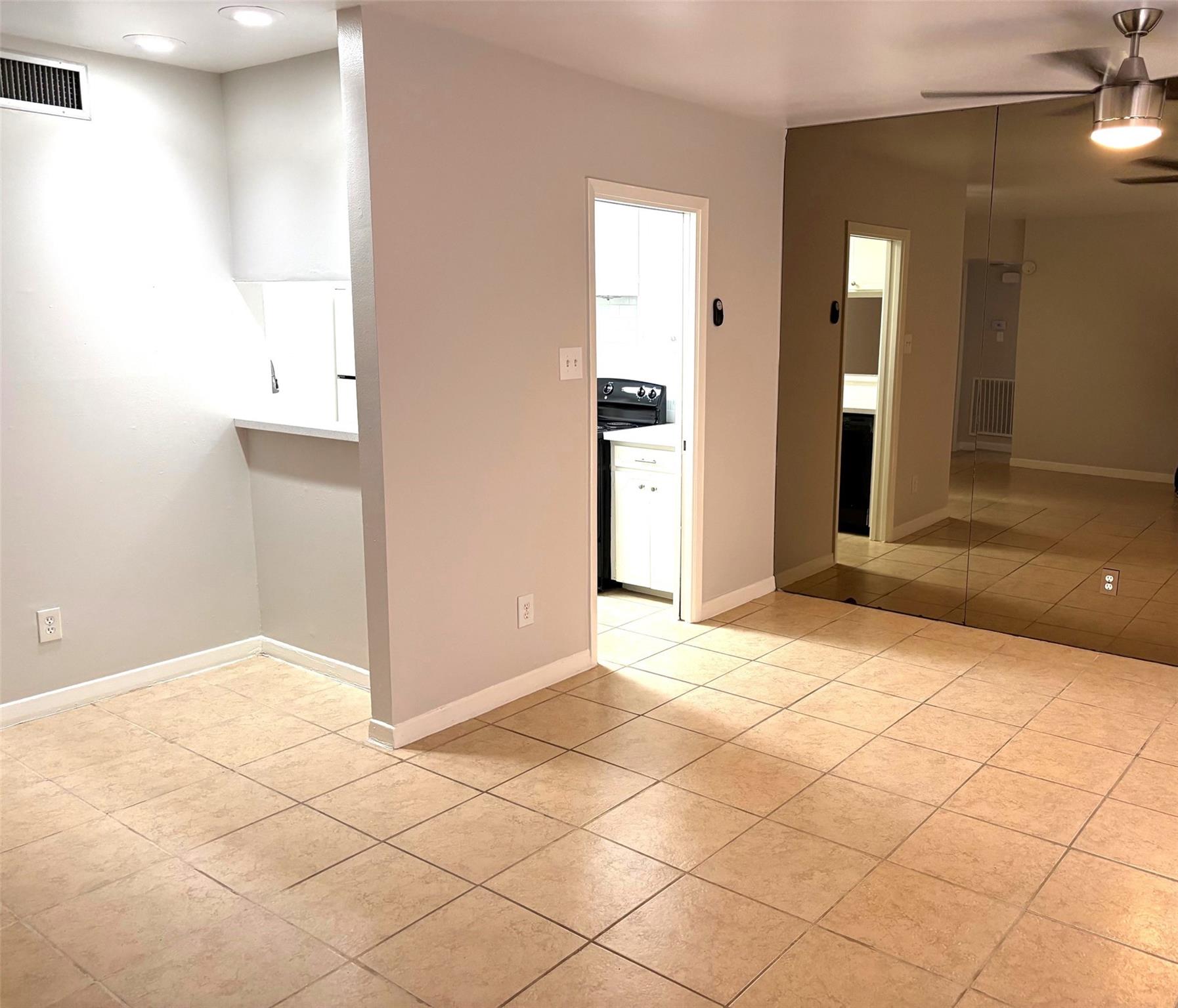 2824 Briarhurst Drive 9 Property Photo 3