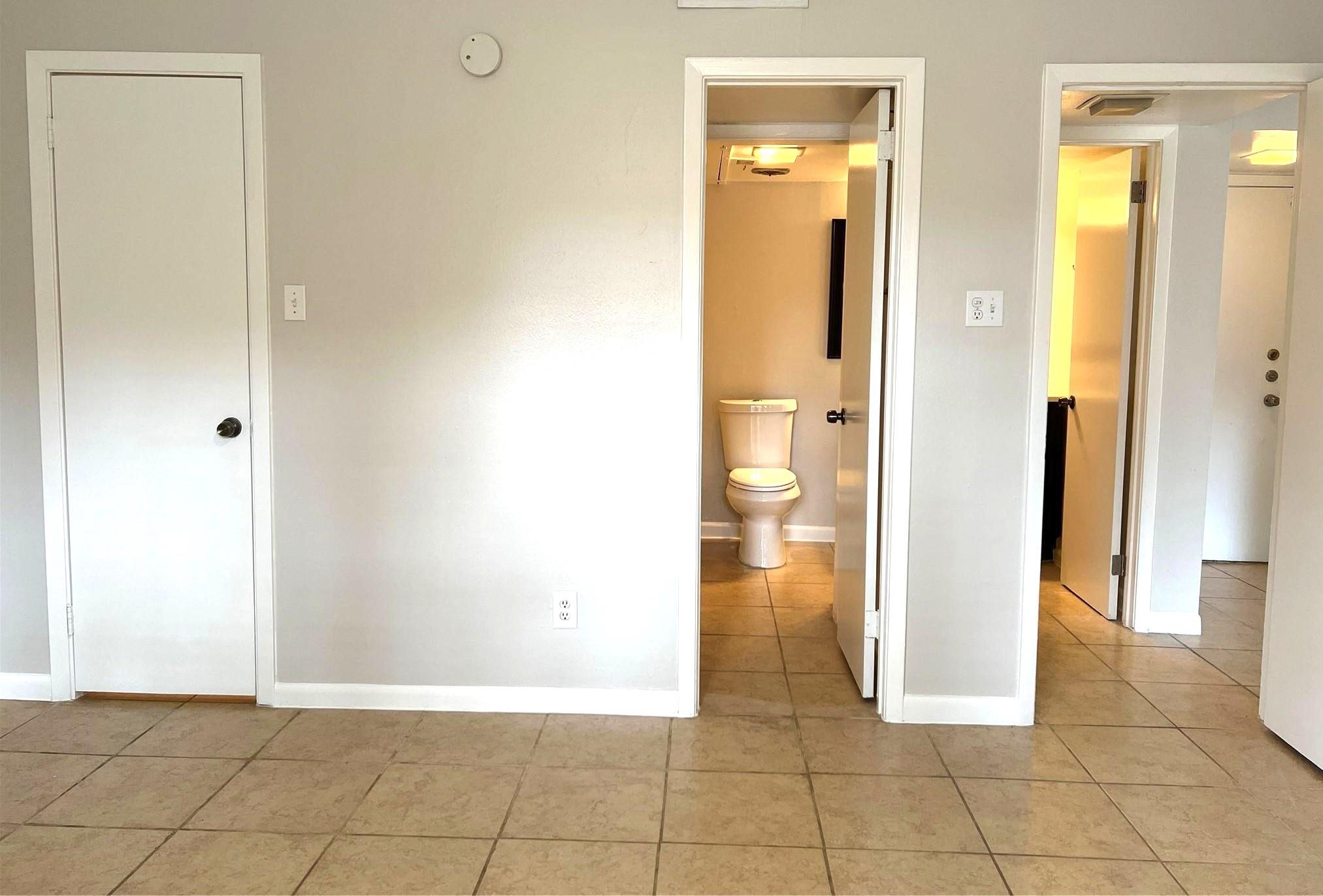 2824 Briarhurst Drive 9 Property Photo 13