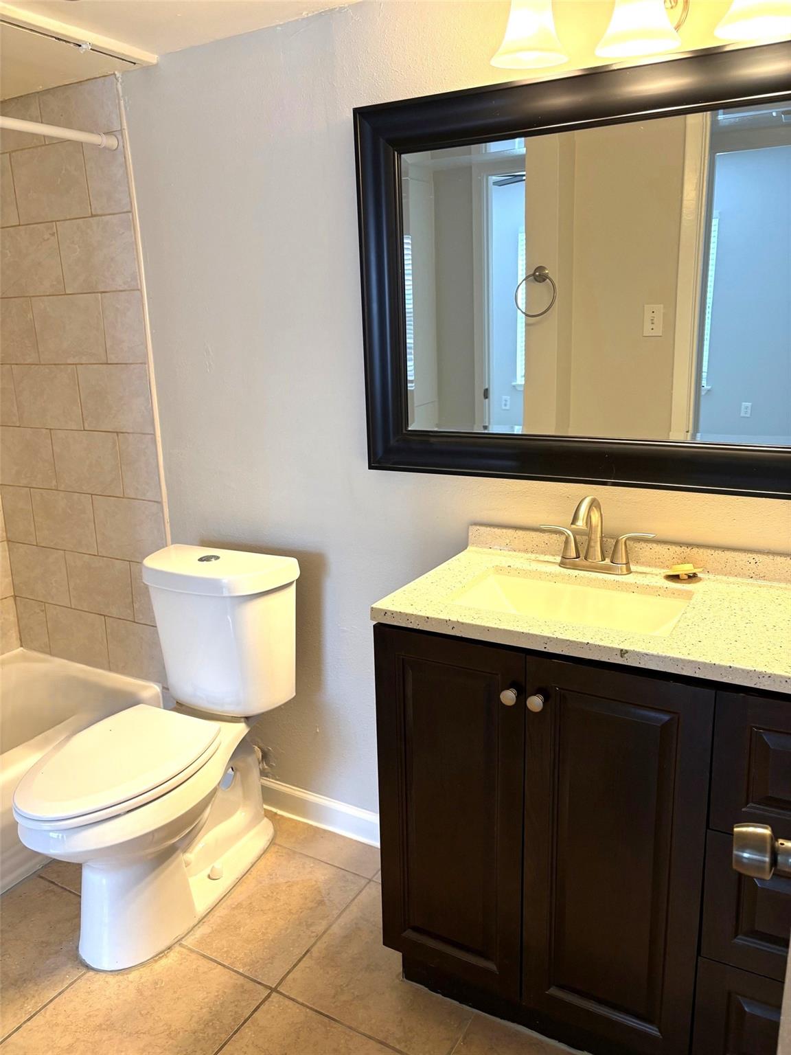 2824 Briarhurst Drive 9 Property Photo 16