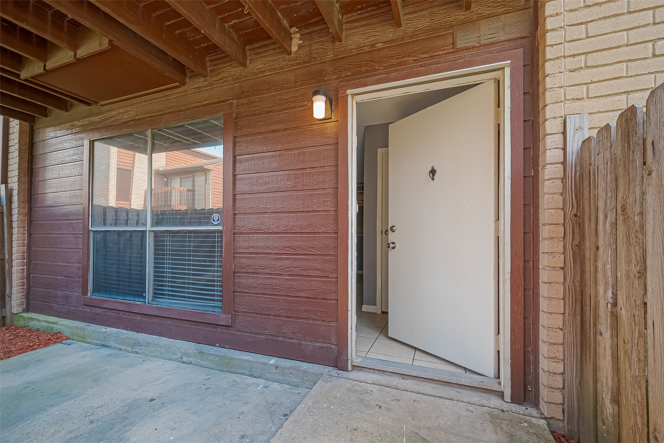 12905 Woodforest Boulevard 107 Property Photo 3
