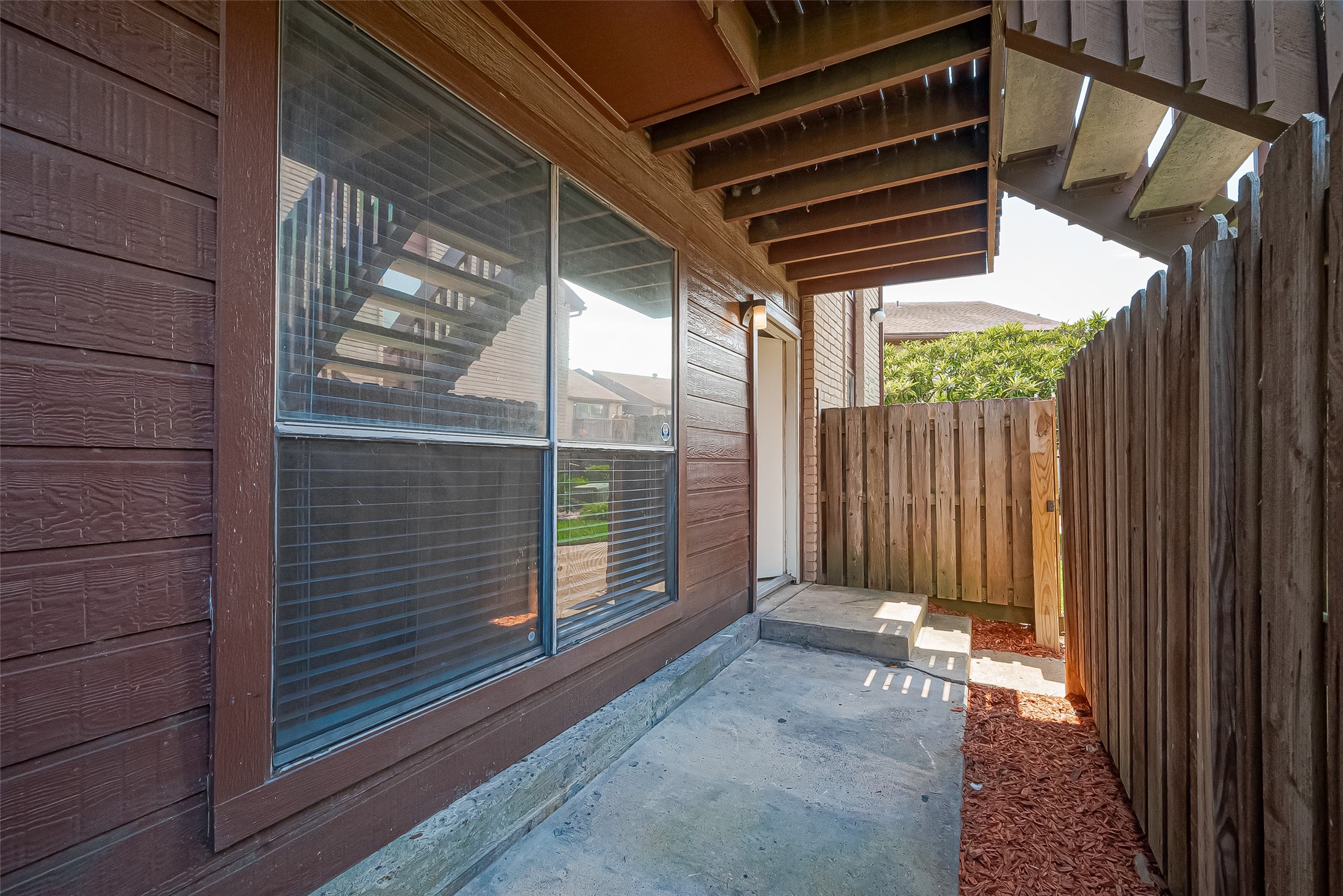 12905 Woodforest Boulevard 107 Property Photo 4