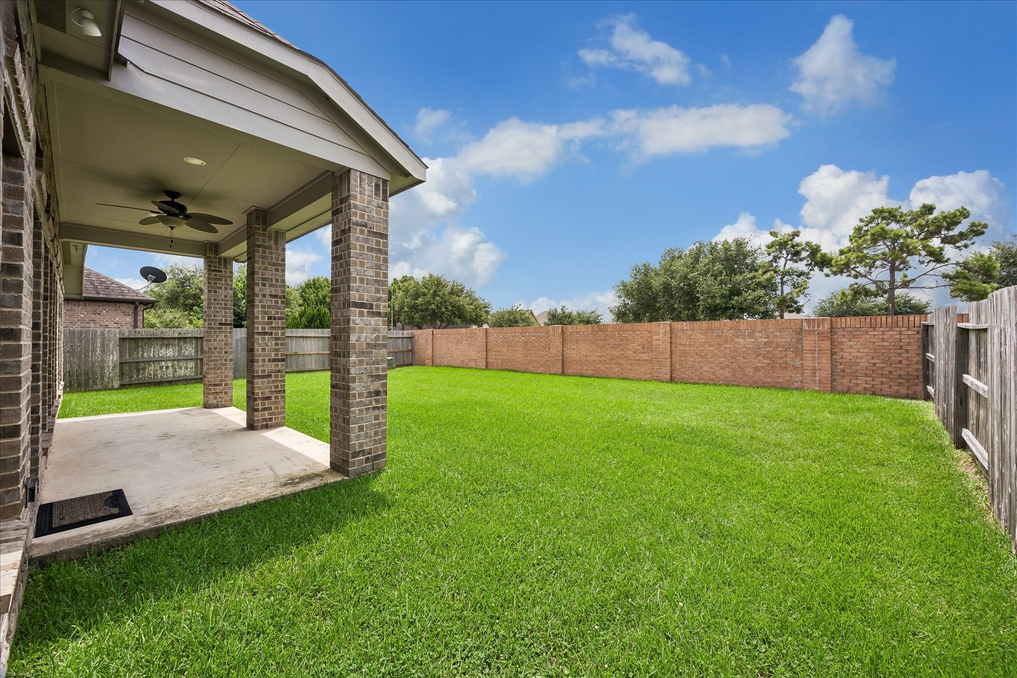 13833 Arbor Meadows Lane Property Photo 28
