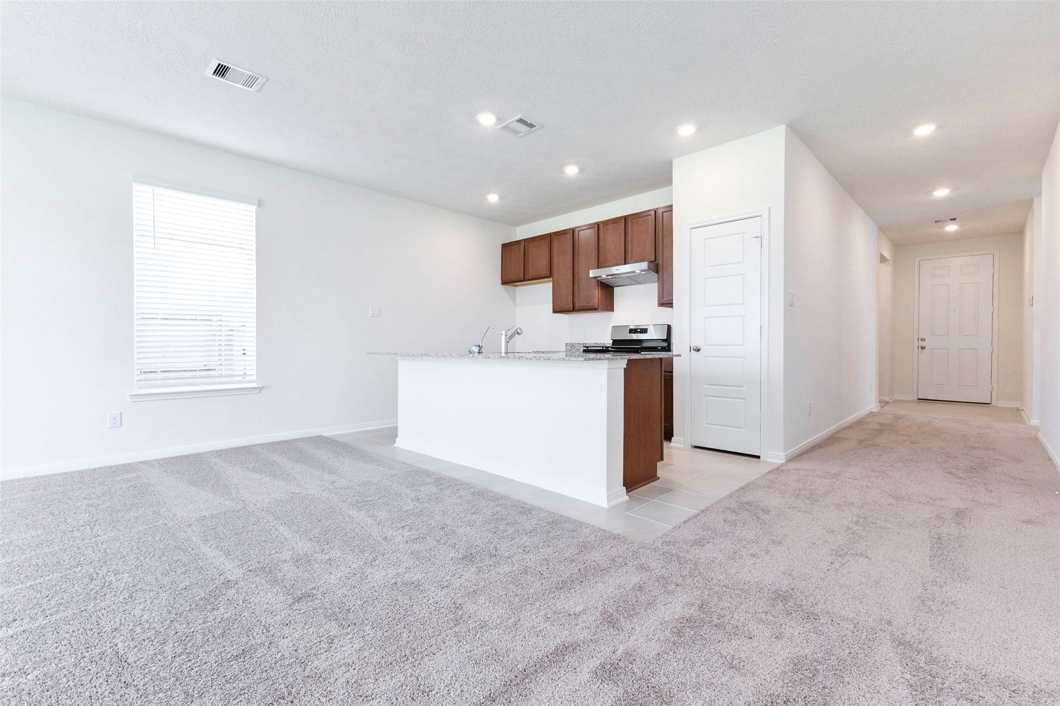25418 Saguaro Ridge Drive Property Photo 6
