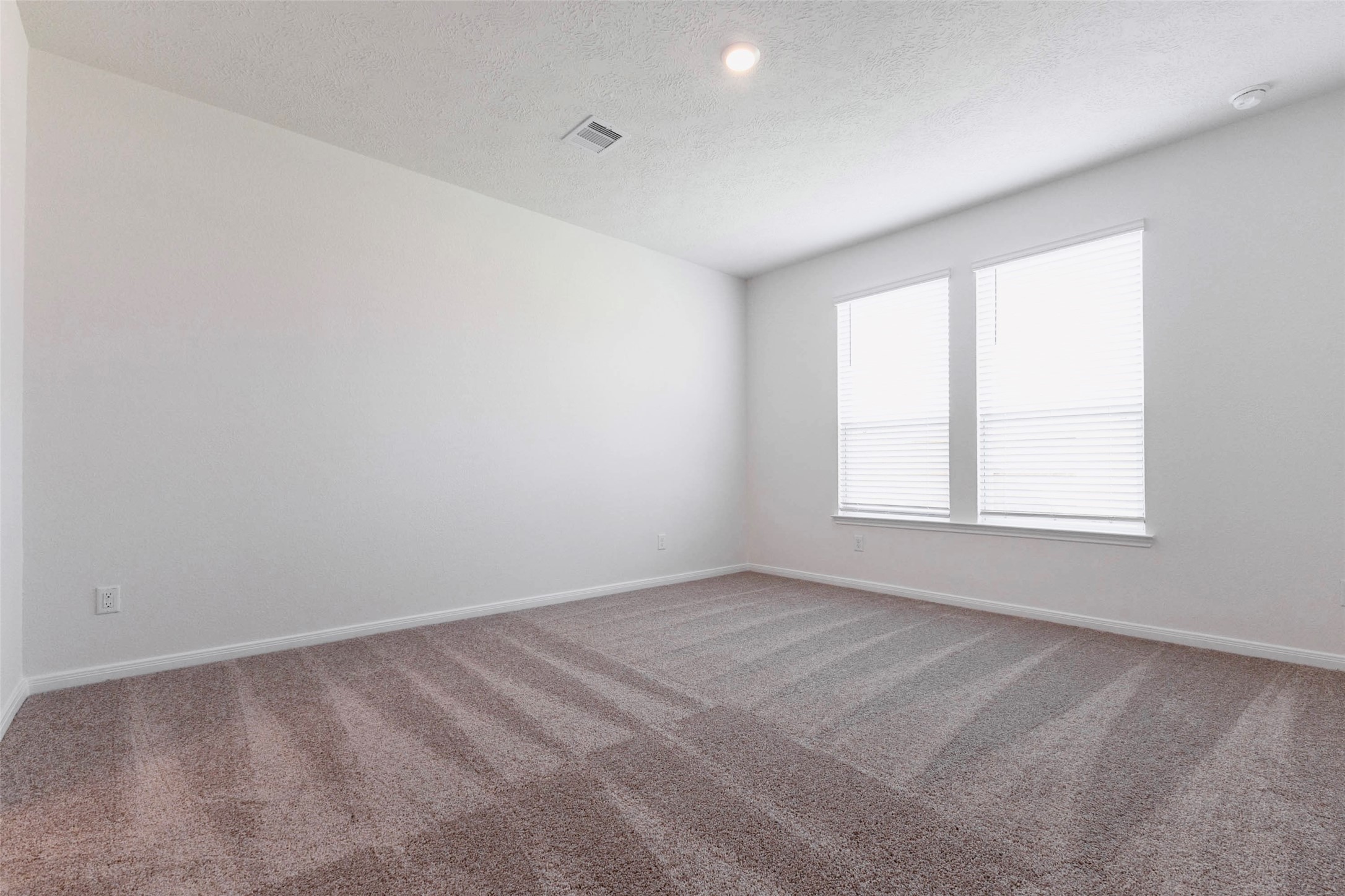 25418 Saguaro Ridge Drive Property Photo 10