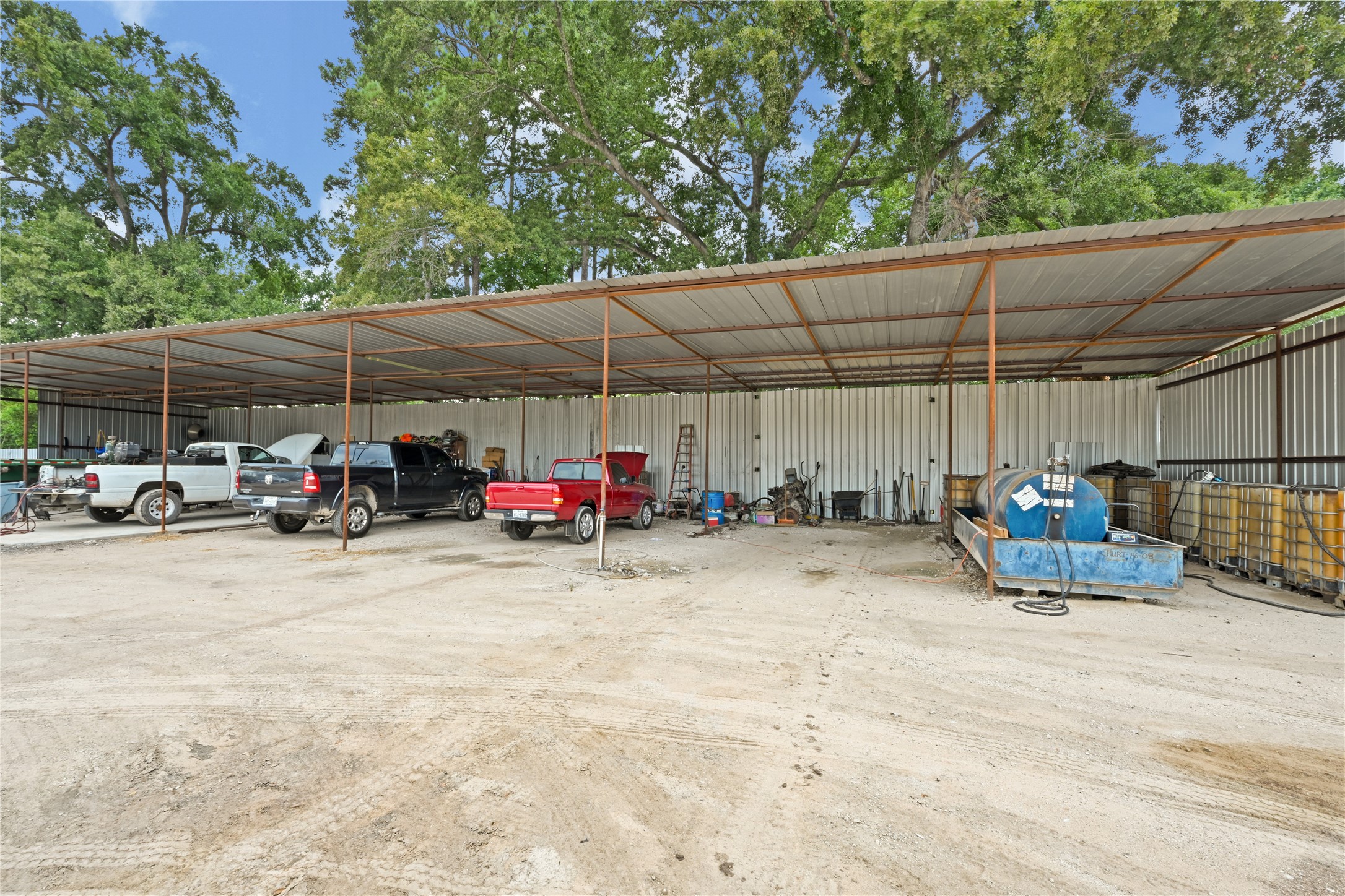 15934 Estella Lane Property Photo 5