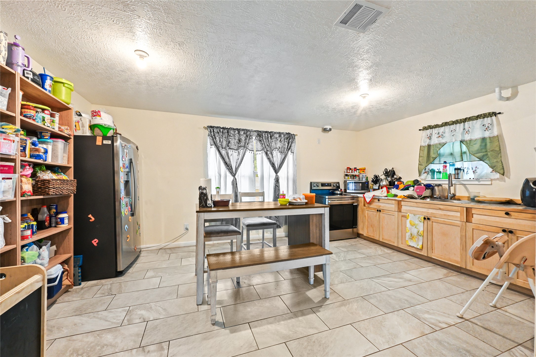15934 Estella Lane Property Photo 12