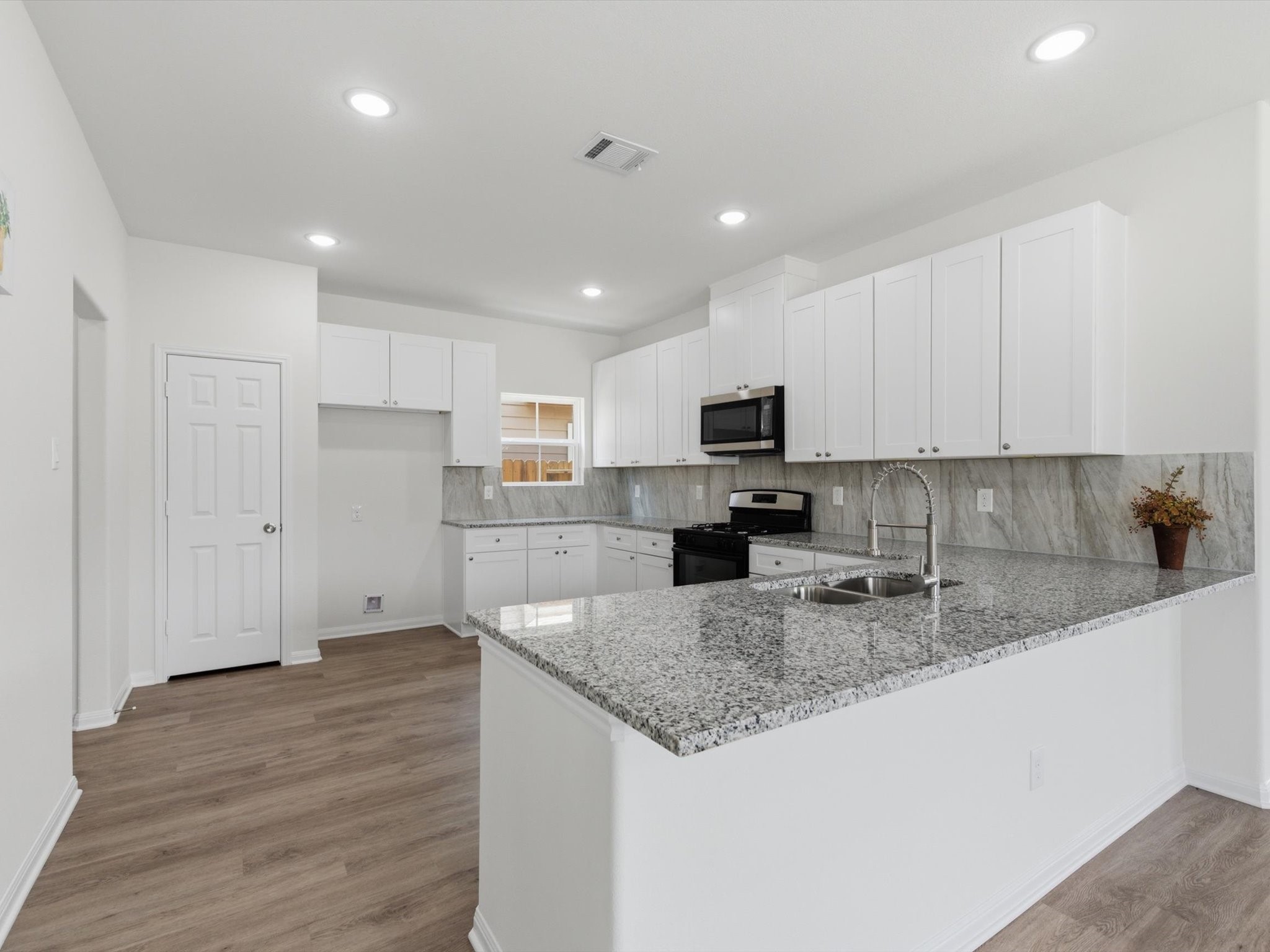 2815 Bowlin Leaf Lane Property Photo 12