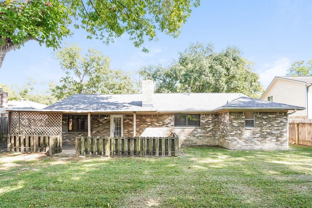 23331 Bayleaf Drive Property Photo 15