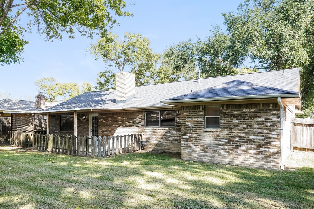 23331 Bayleaf Drive Property Photo 16
