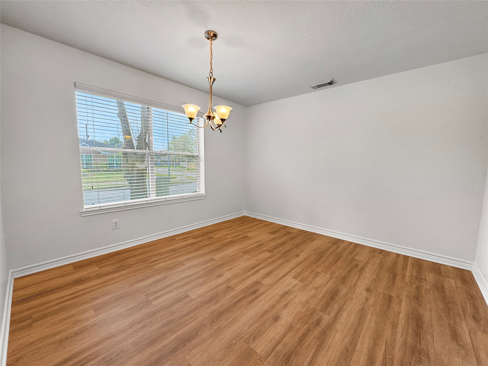 5414 Flax Bourton Street Property Photo 9
