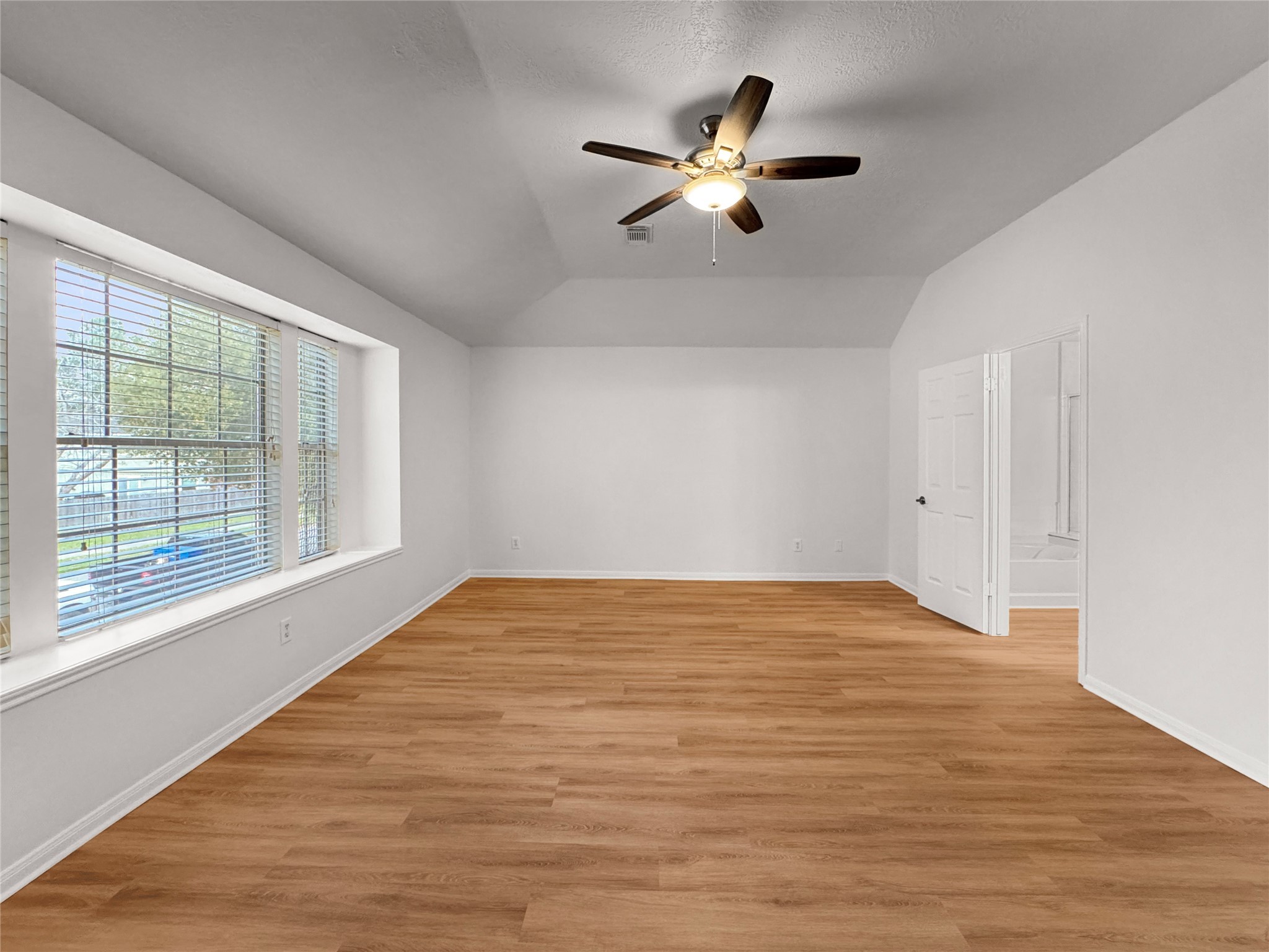 5414 Flax Bourton Street Property Photo 12