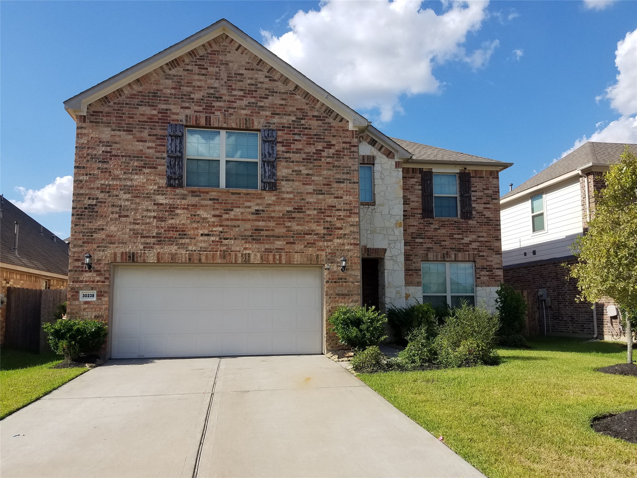 30238 Creekside Drive Property Photo 1