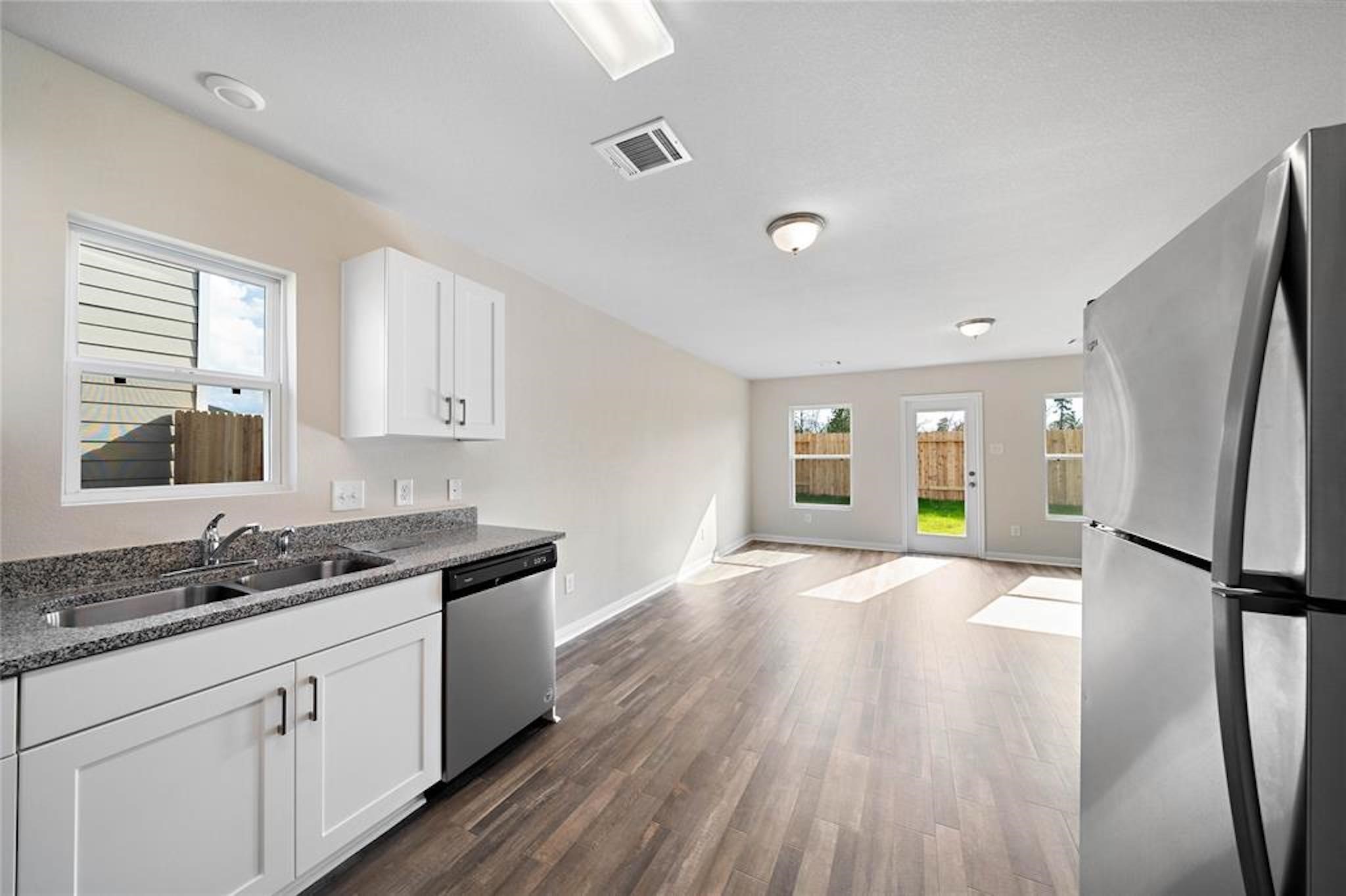 15528 Briar Forest Drive Property Photo 10
