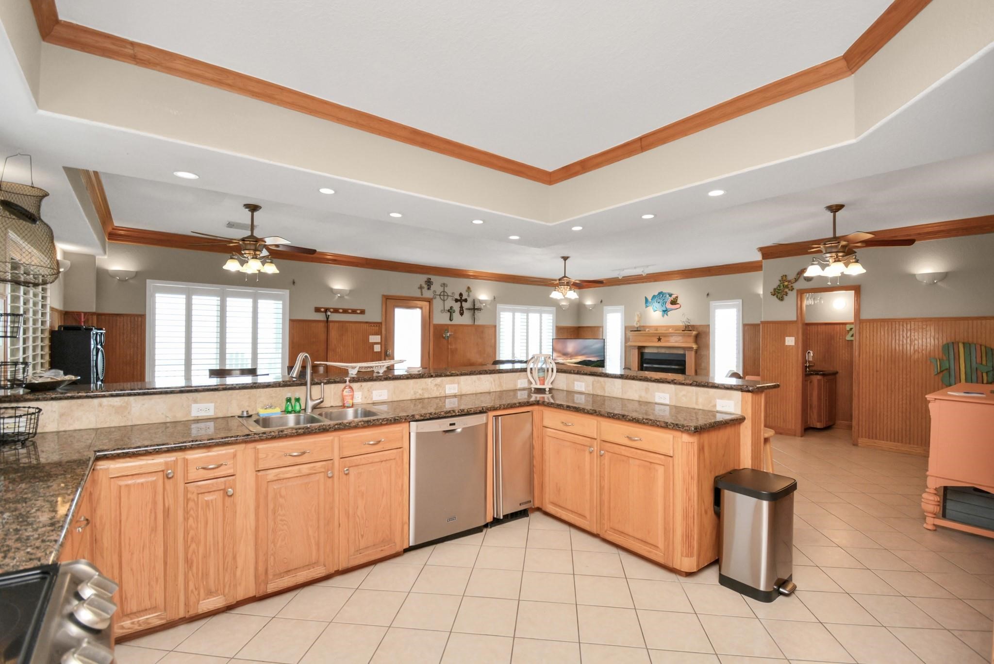 13134 Gulf Beach Drive Property Photo 16