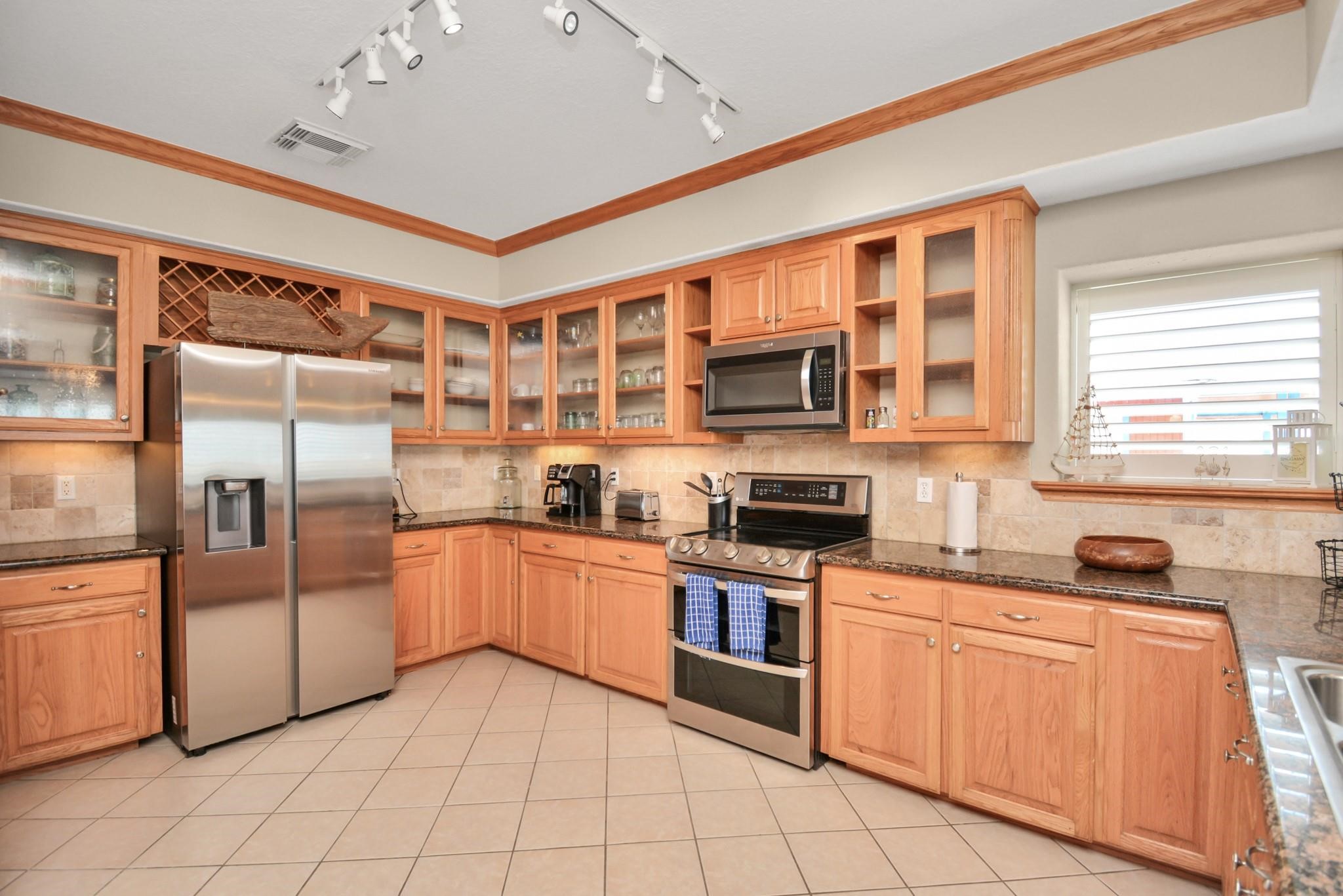 13134 Gulf Beach Drive Property Photo 17