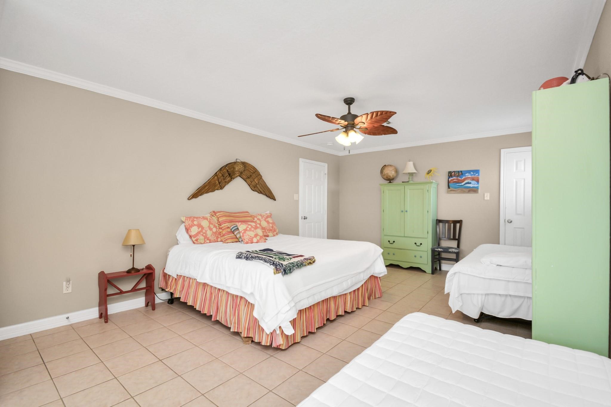 13134 Gulf Beach Drive Property Photo 23