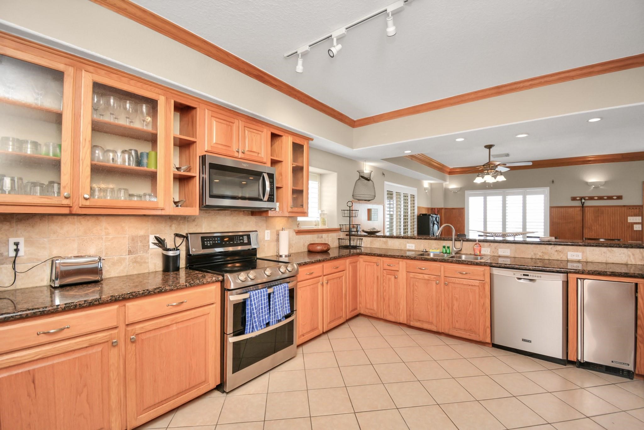 13134 Gulf Beach Drive Property Photo 42