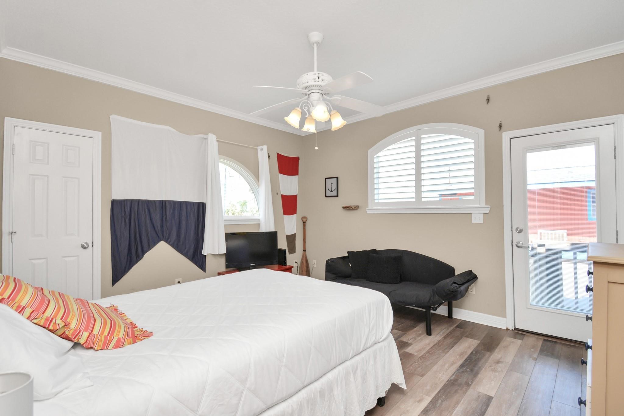 13134 Gulf Beach Drive Property Photo 45