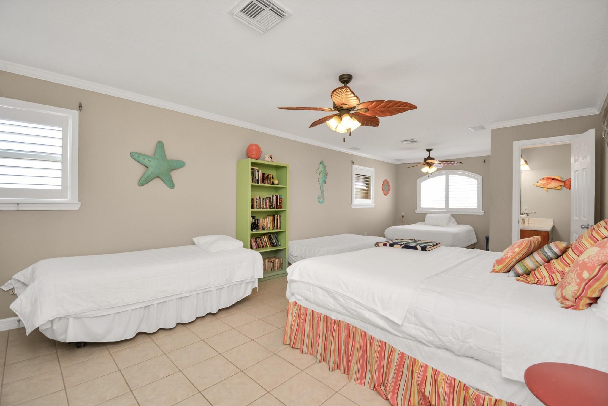 13134 Gulf Beach Drive Property Photo 46