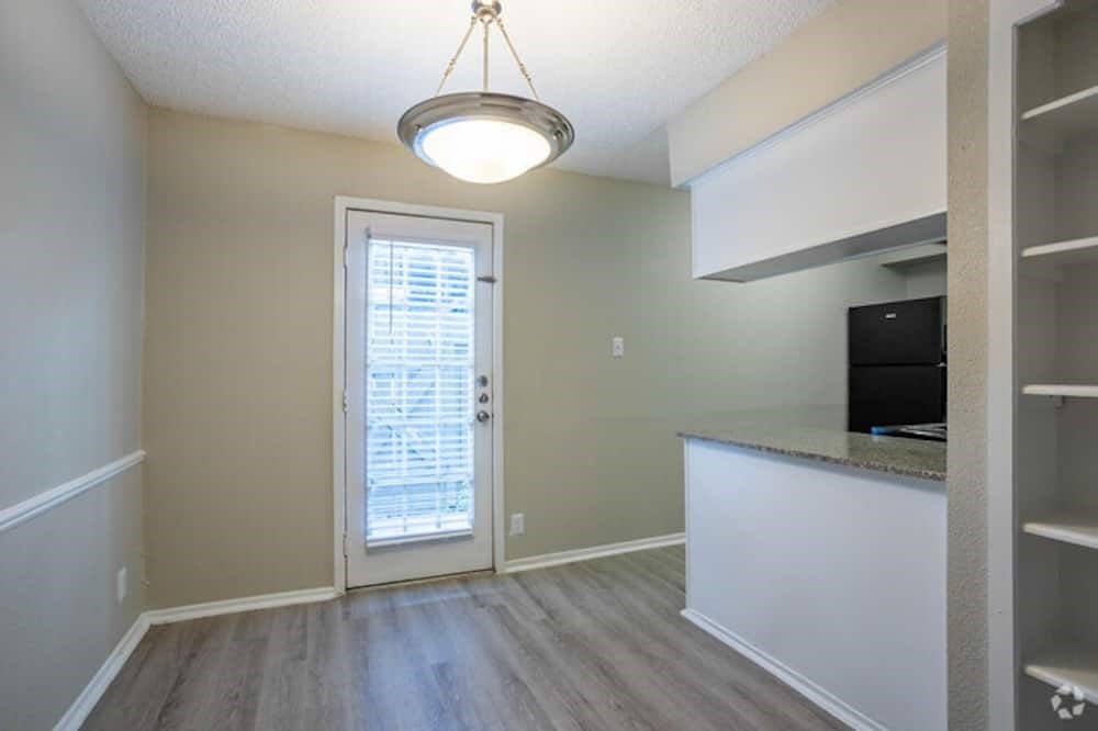 6505 Westheimer Road 261 Property Photo 9