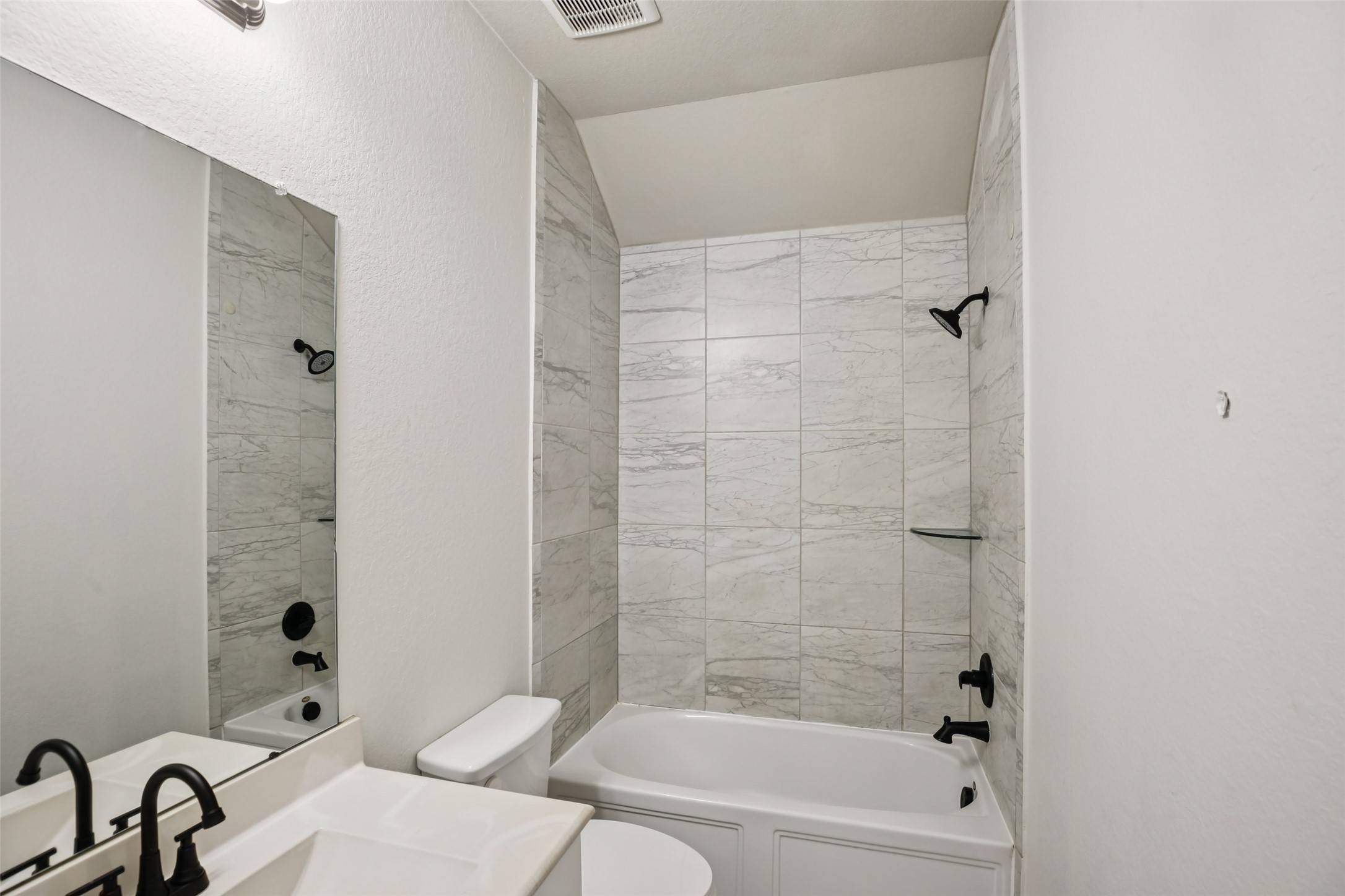 6015 Bridle Gate Trail Property Photo 18