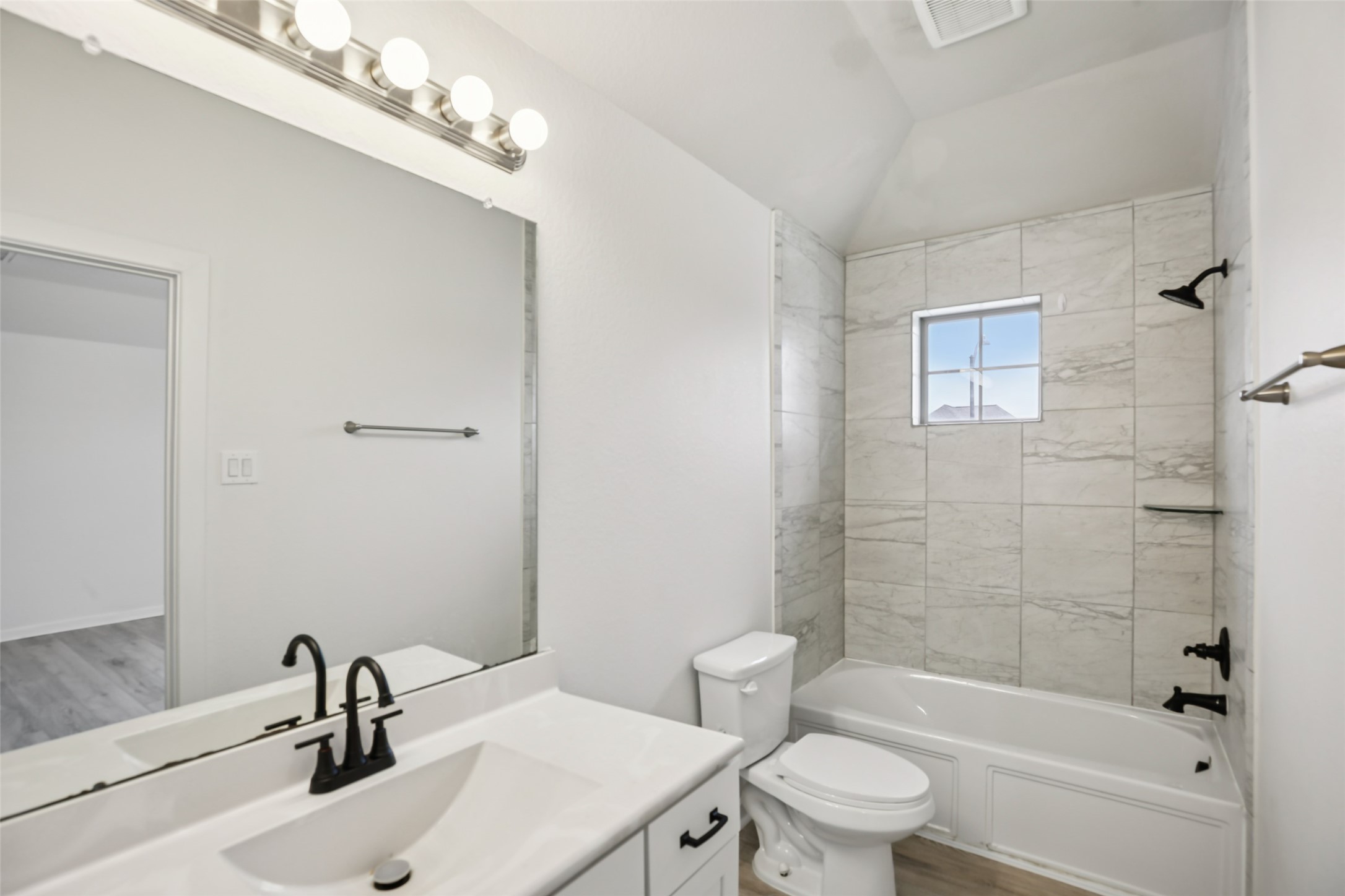 6015 Bridle Gate Trail Property Photo 24