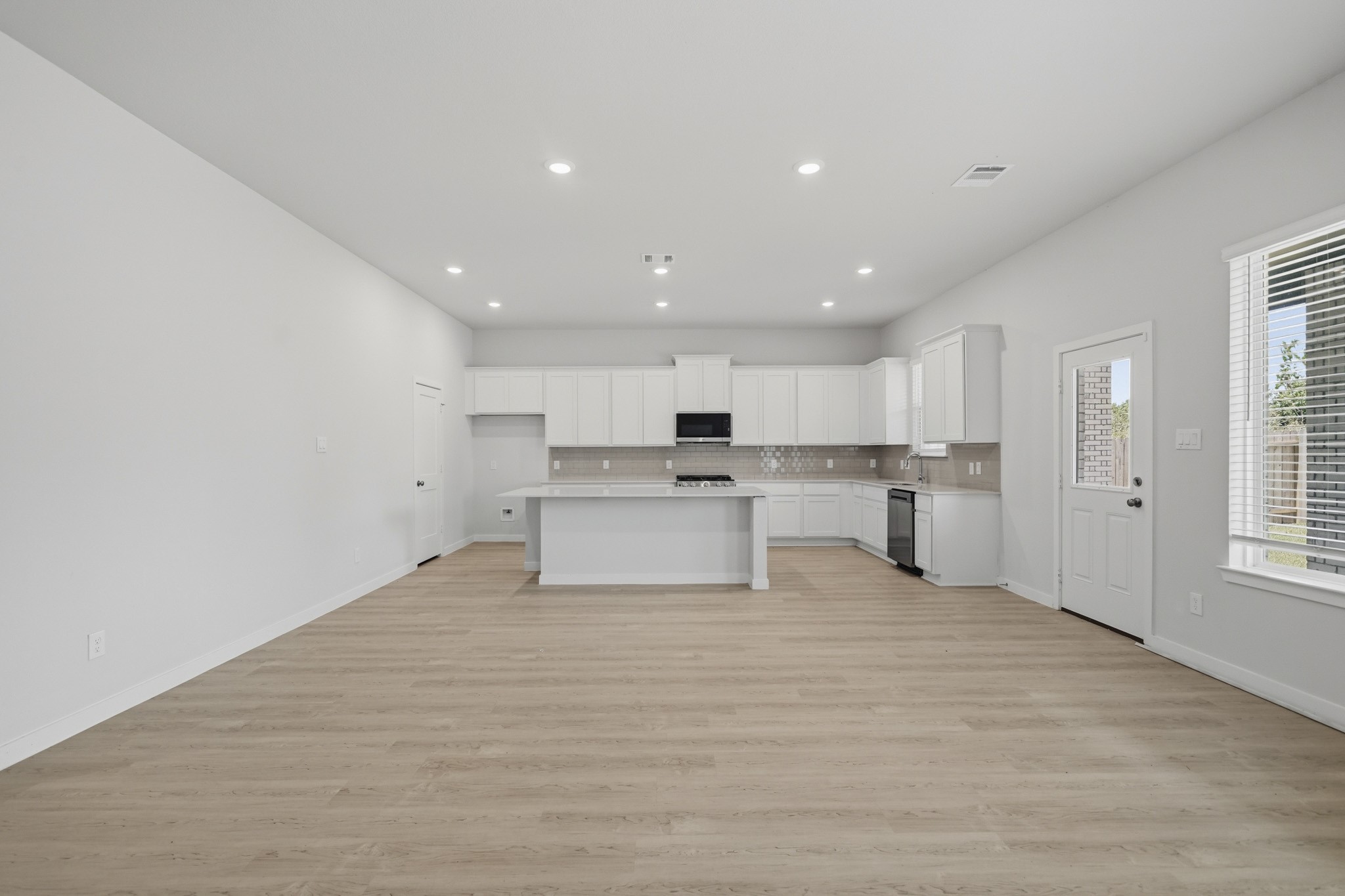 1568 Elm Court Property Photo 13