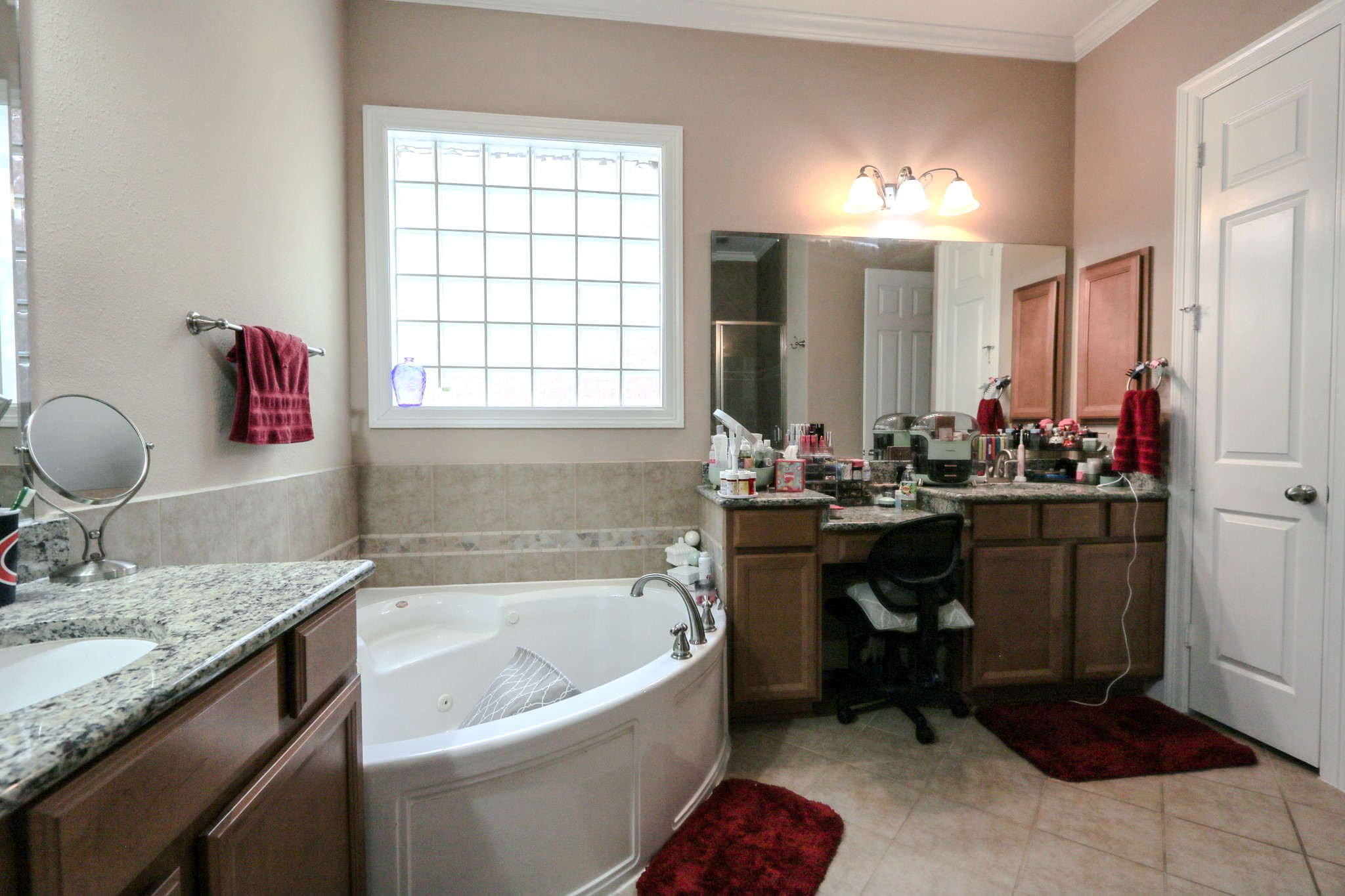 6514 Monrovia Lane Property Photo 30