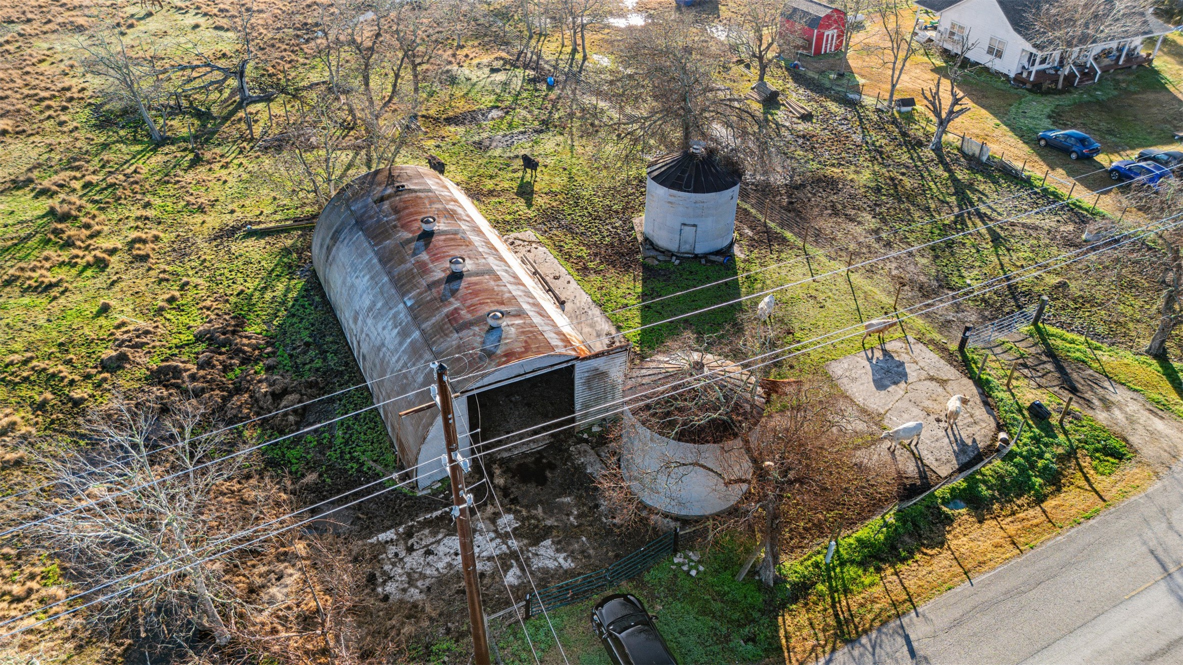 00 County 48 Property Photo 5