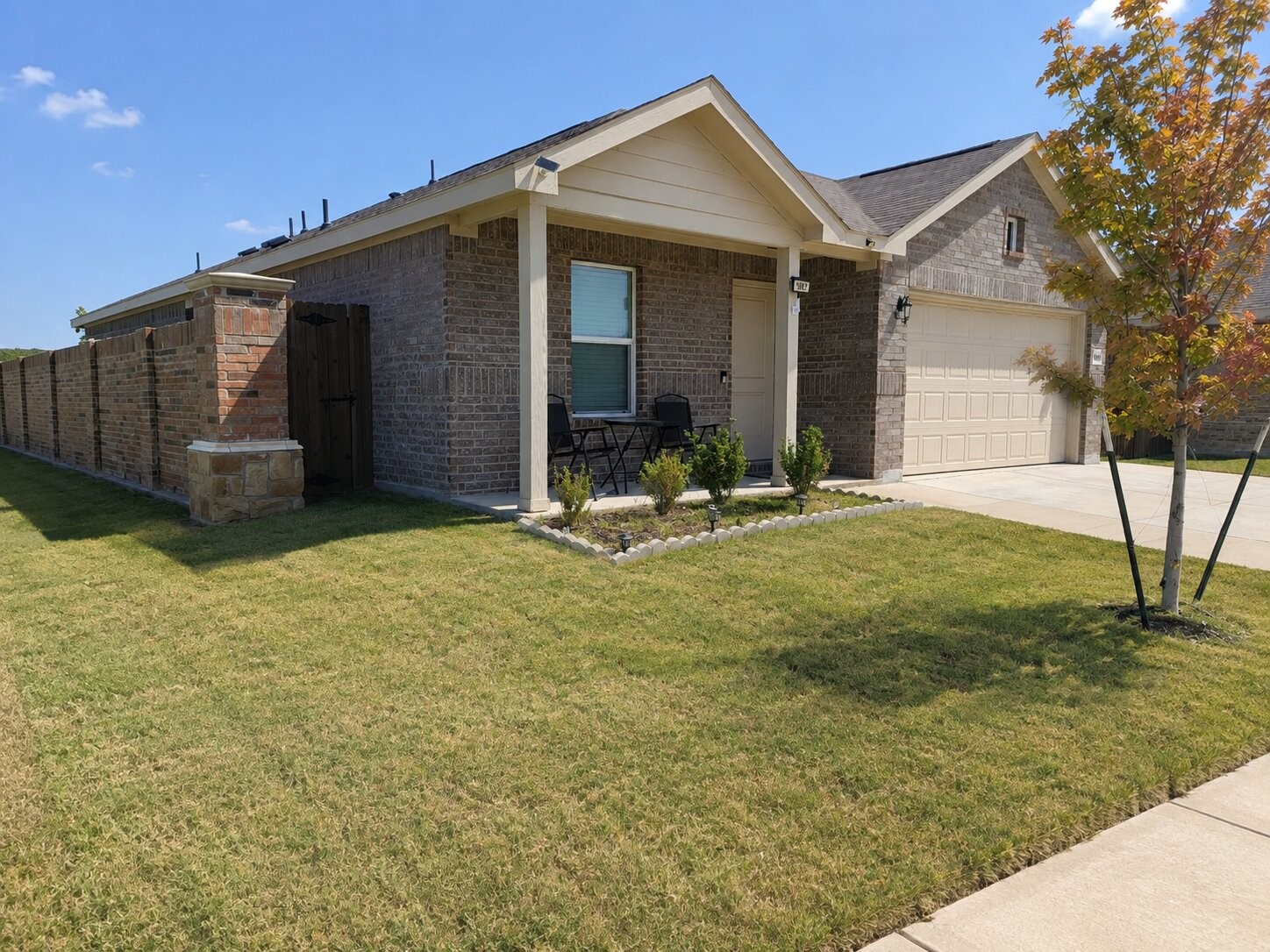 1901 Lotus Street Property Photo 7