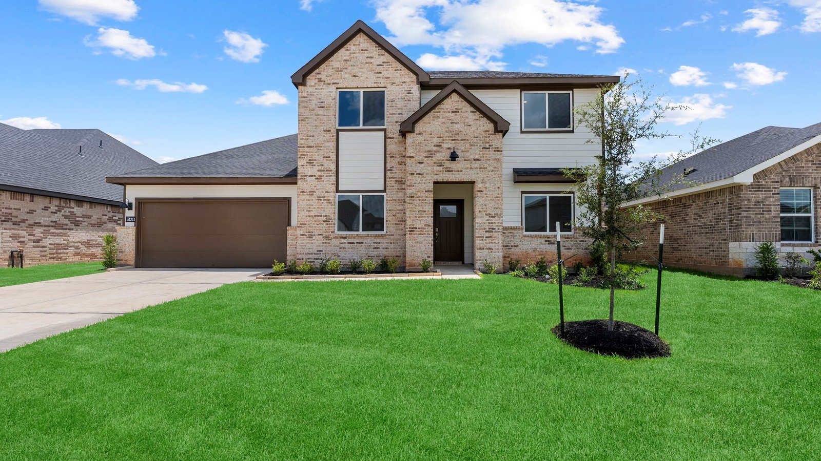 31211 South Eden Manor Loop Property Photo 1