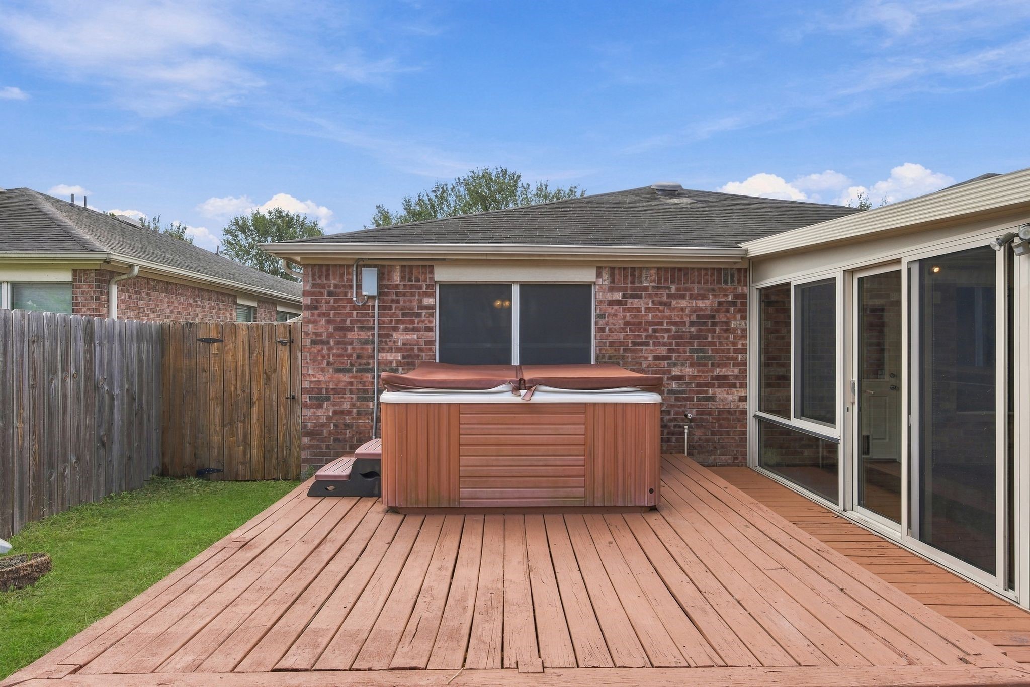 17438 Hoover Gardens Drive Property Photo 21