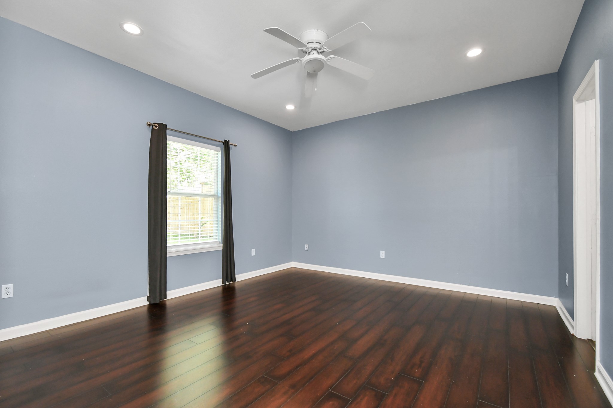 9006 Ledge Street Property Photo 19