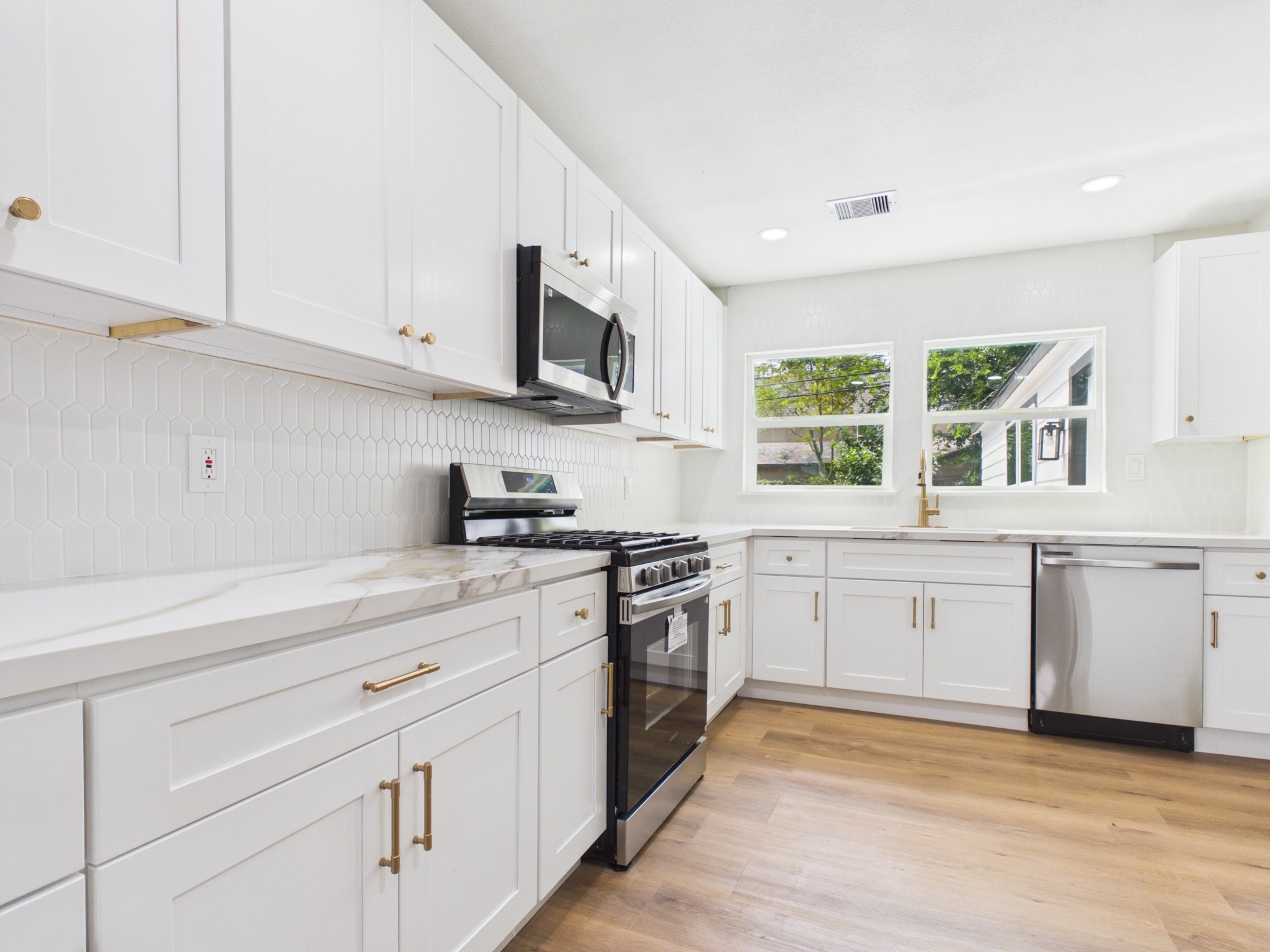 58 Trenwood Lane Property Photo 8