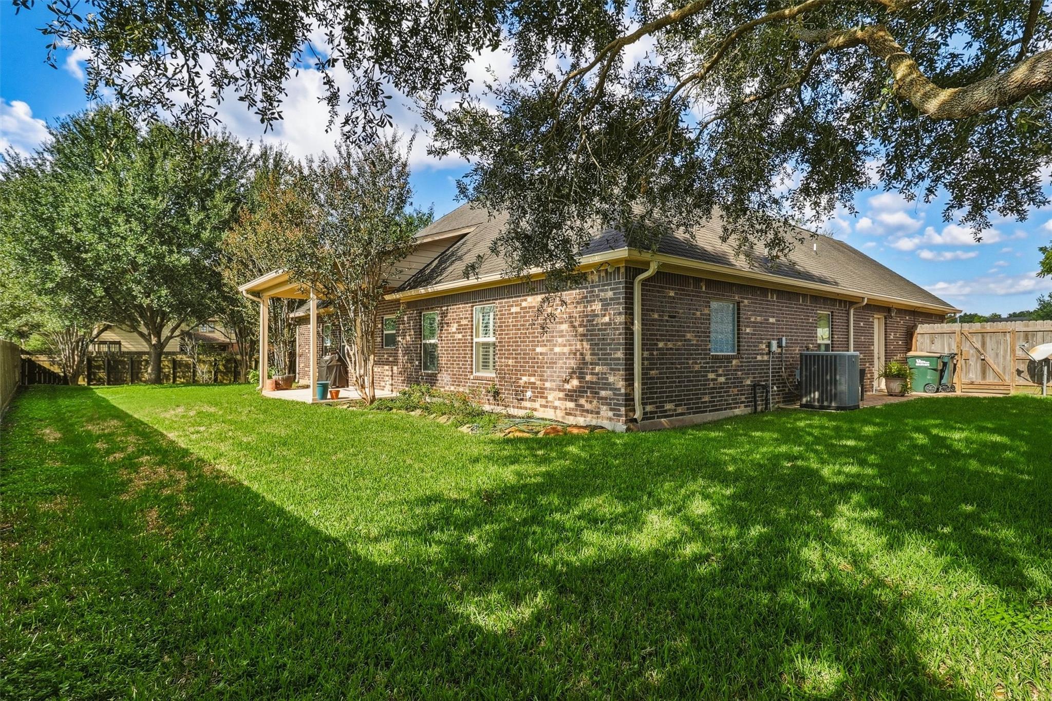 227 Village Dr, Sealy Tx 77474 Property Photo 48