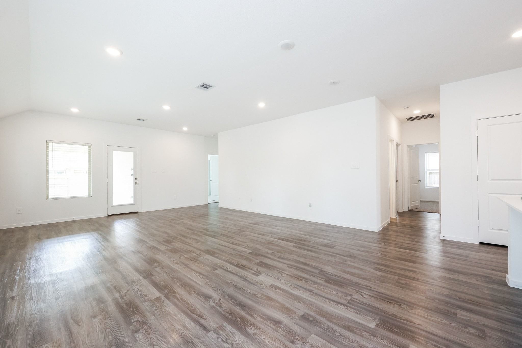3450 Rolling View Drive Property Photo 14