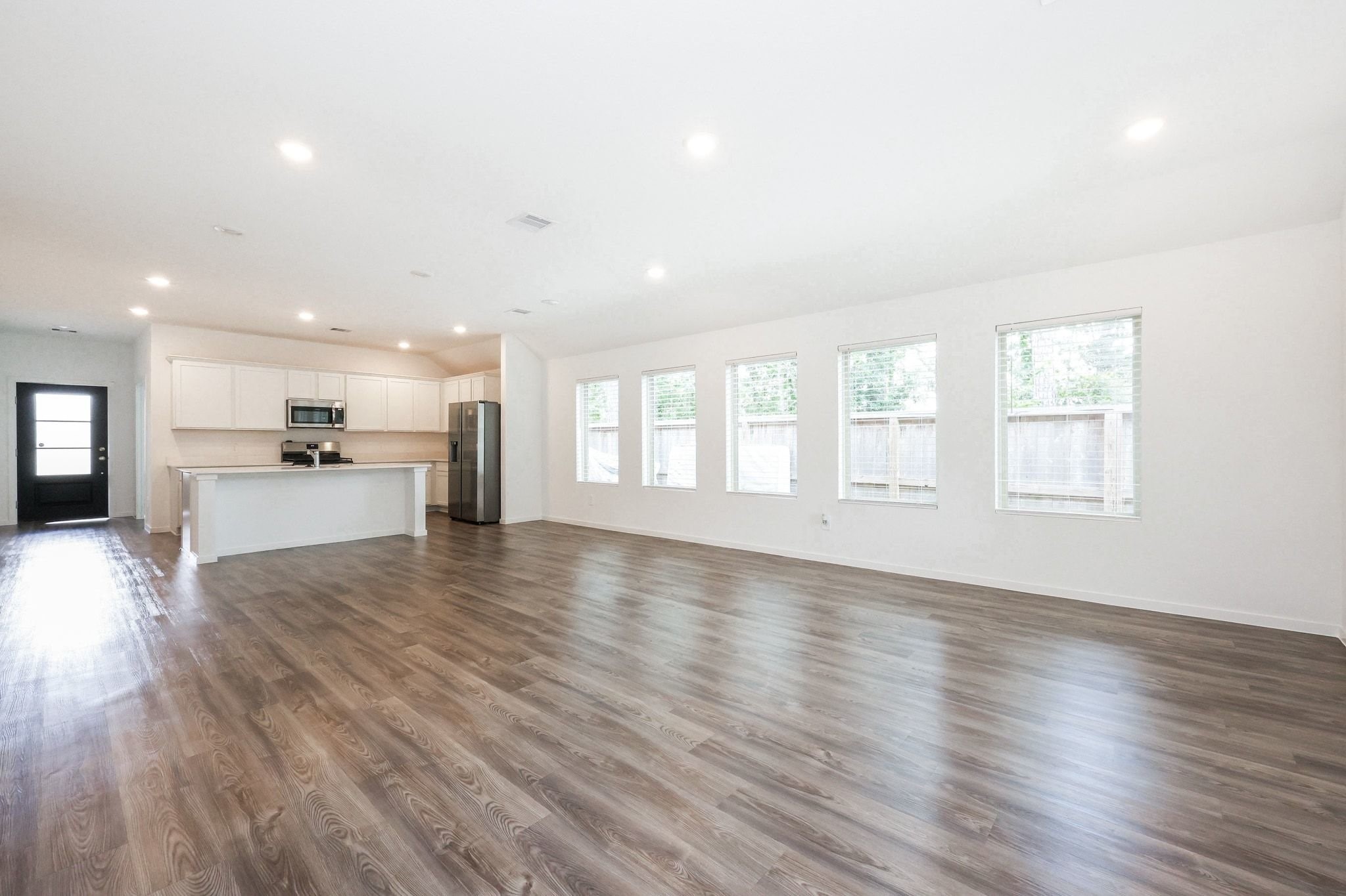 3450 Rolling View Drive Property Photo 15