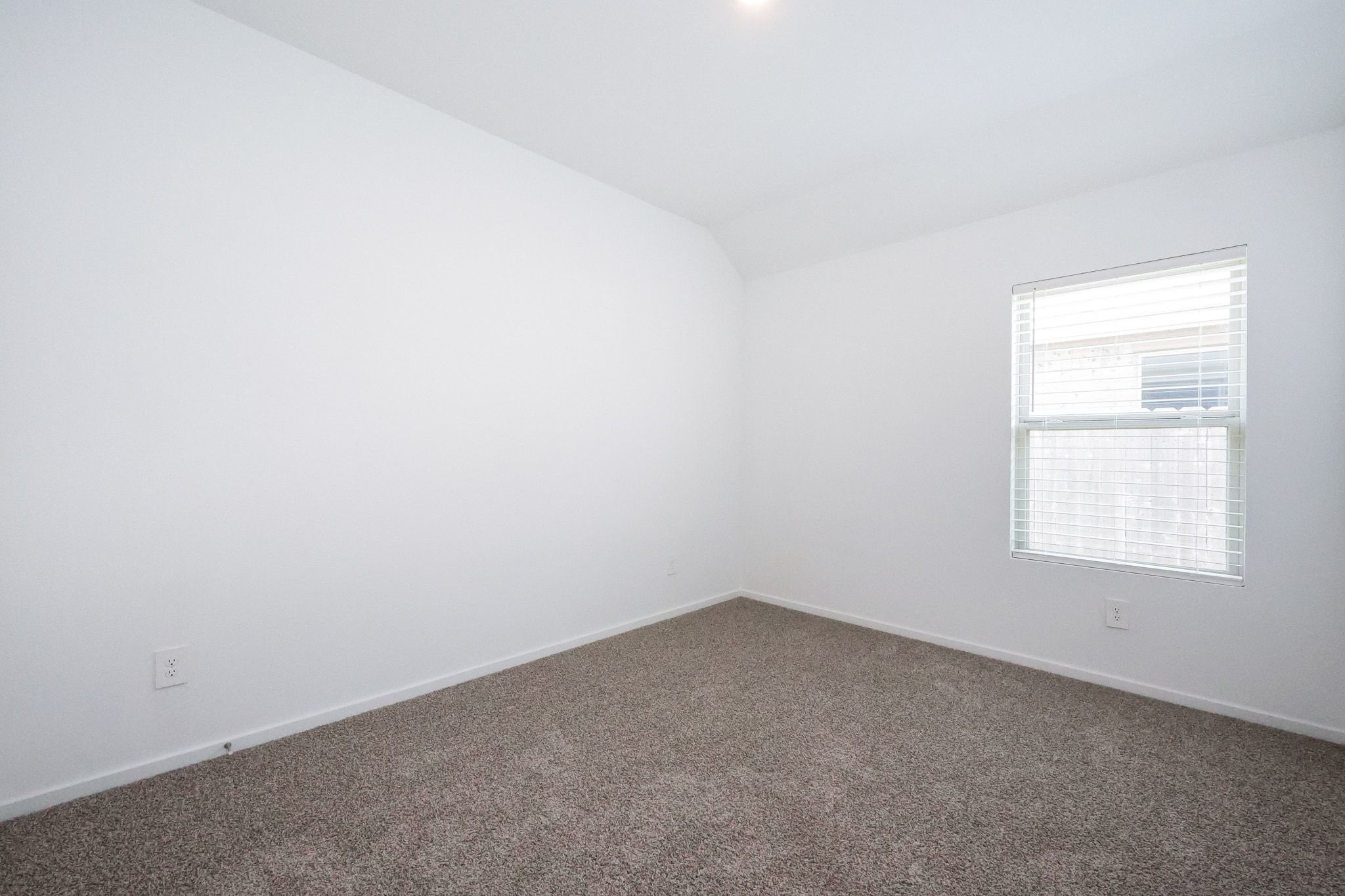 3450 Rolling View Drive Property Photo 17