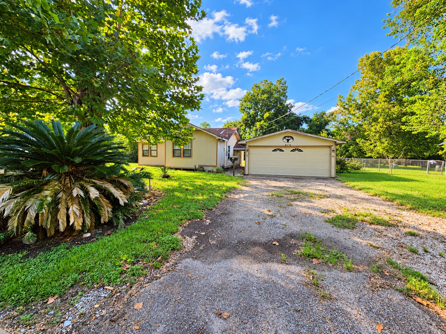805 Alice Street Property Photo 1