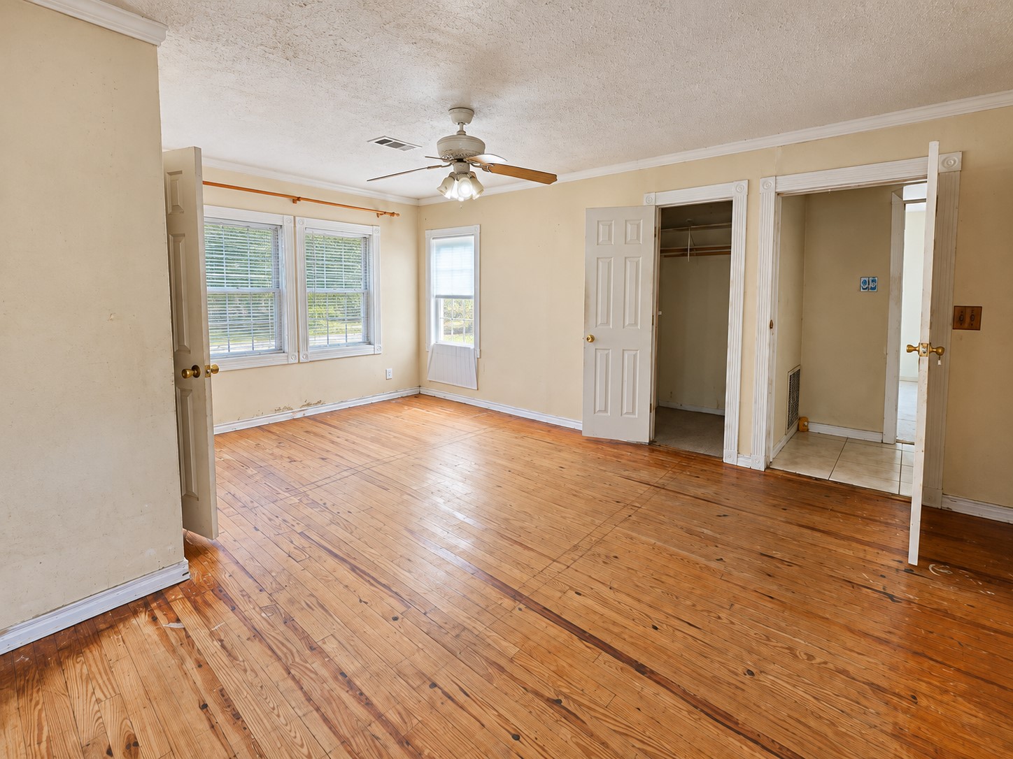 805 Alice Street Property Photo 6