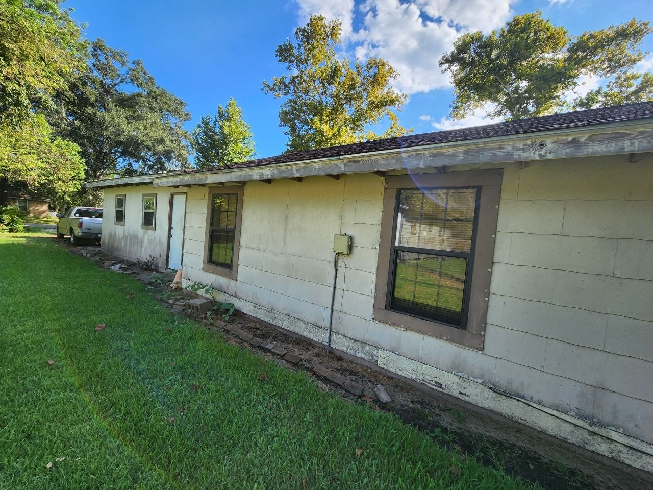 805 Alice Street Property Photo 11