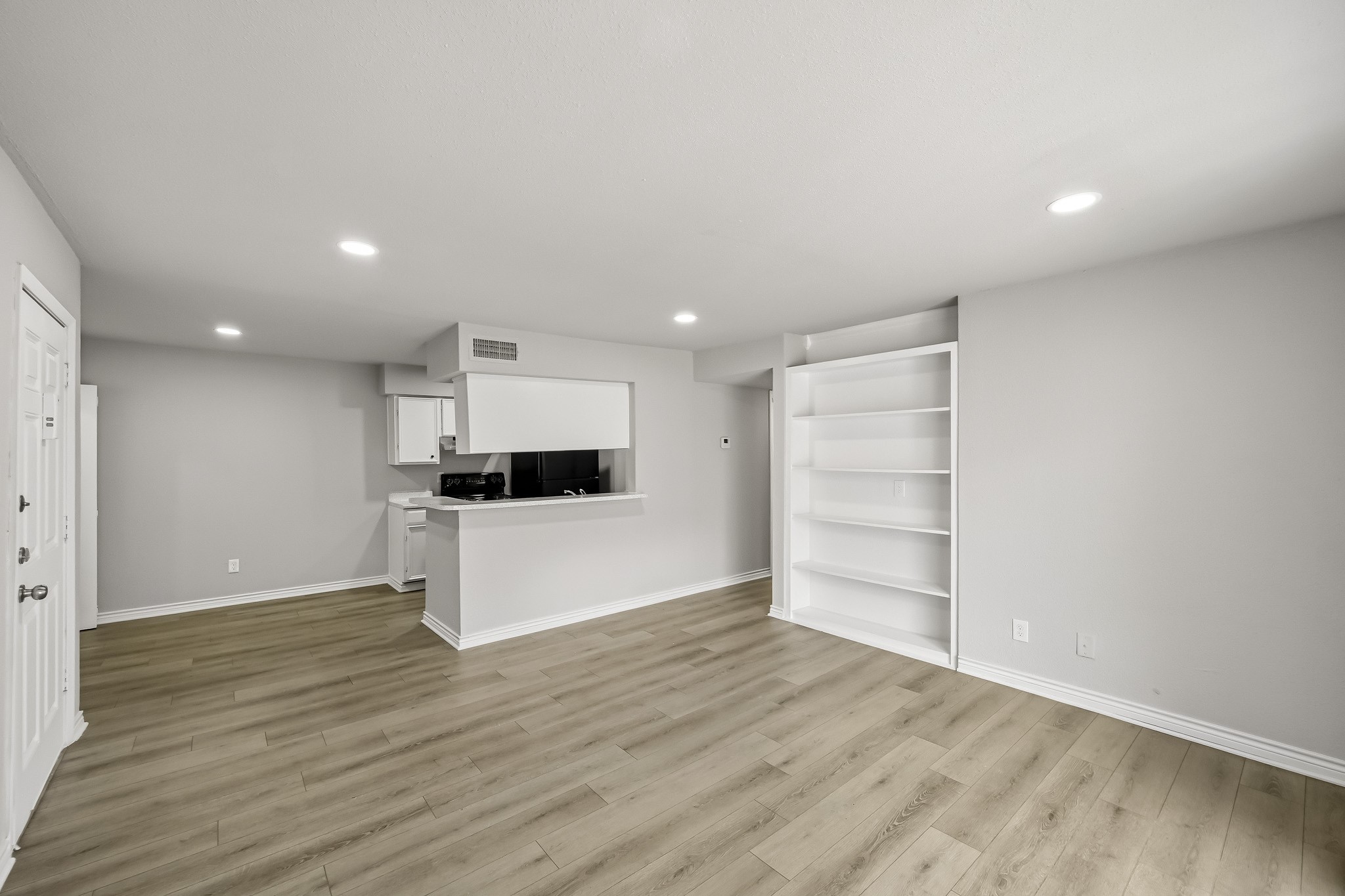 12955 Woodforest Boulevard 26 Property Photo 6